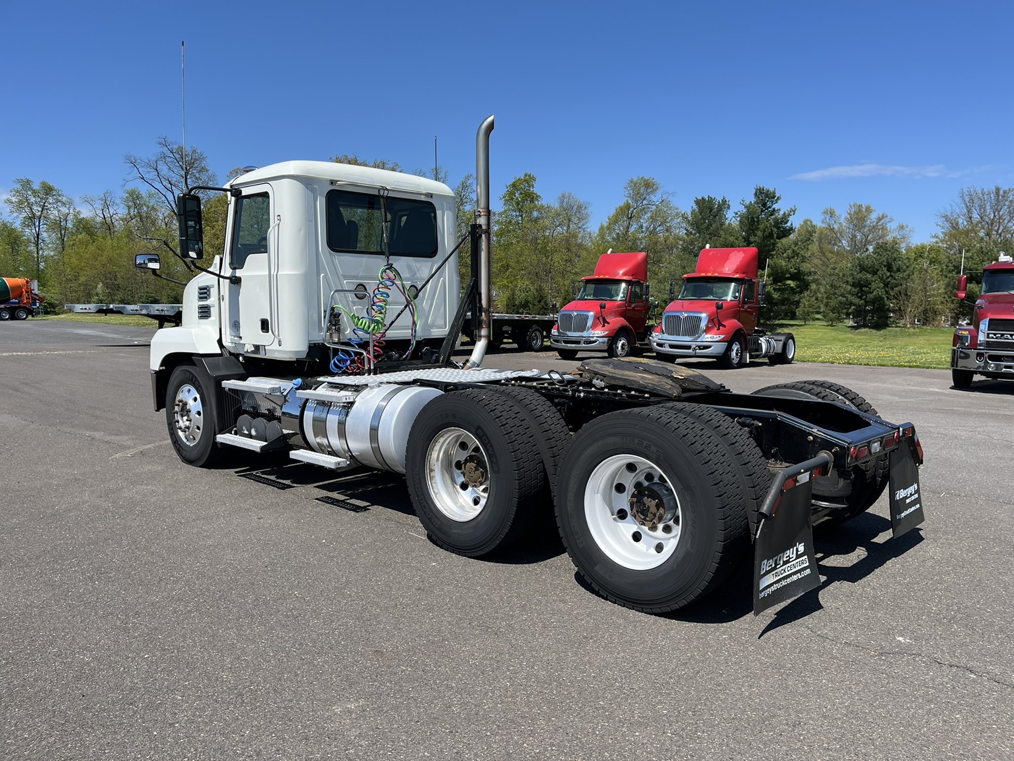 2020 MACK AN64T 1000776-06 2020 MACK AN64T 1000776-06