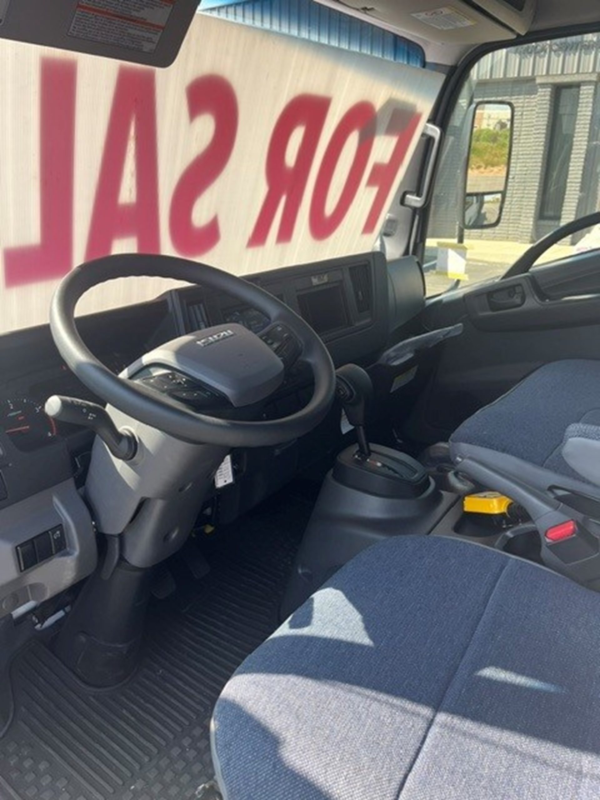 2025 ISUZU NRR 2025 ISUZU NRR - image 5 of 6