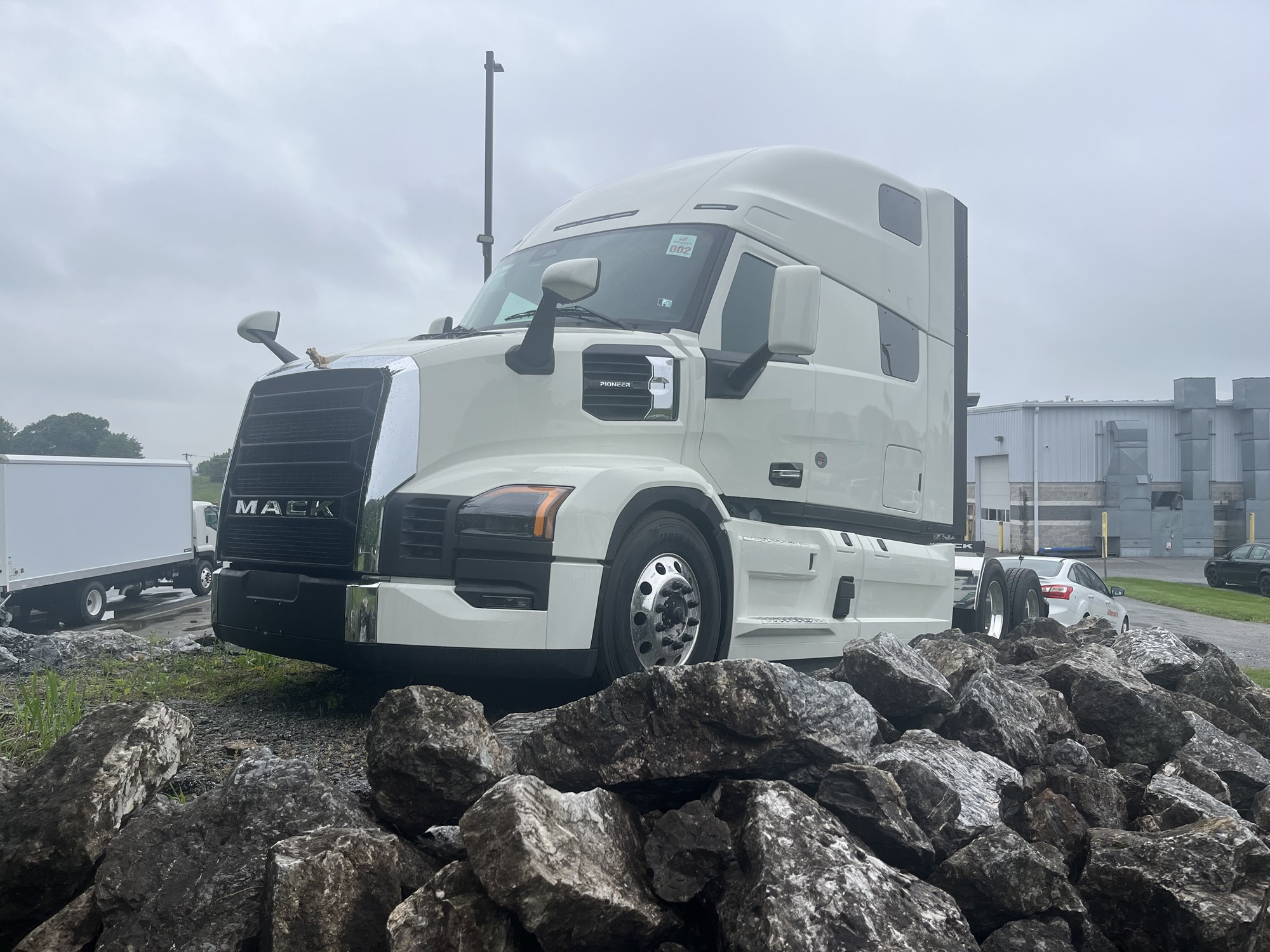 2026 MACK PIONEER 64T 76 1083092-02 2026 MACK PIONEER 64T 76 1083092-02