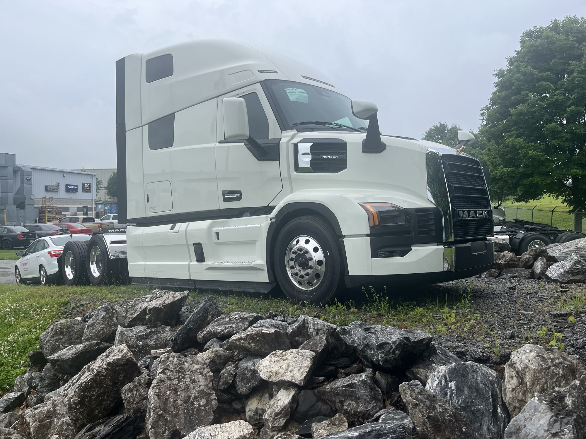 2026 MACK PIONEER 64T 76 1083092-03 2026 MACK PIONEER 64T 76 1083092-03