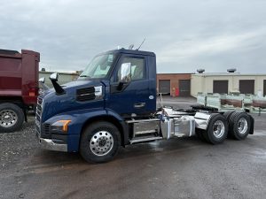 2027 MACK AN64TV04 1109069-01