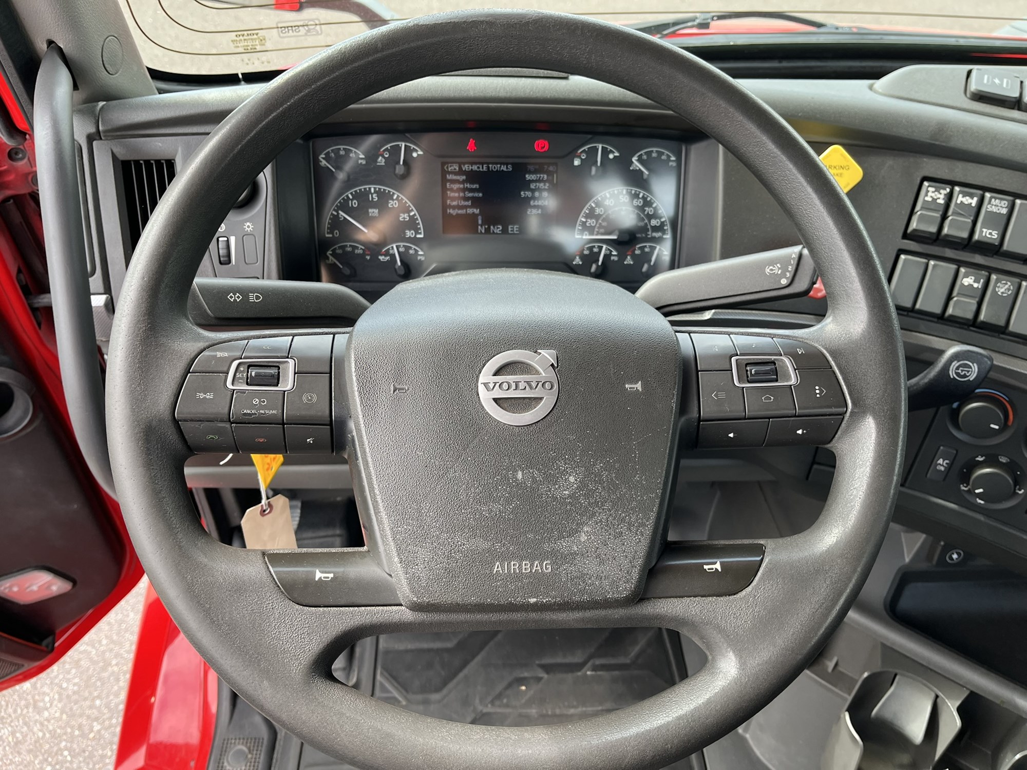 2023 VOLVO VNL64T N 1001334-09 2023 VOLVO VNL64T N 1001334-09