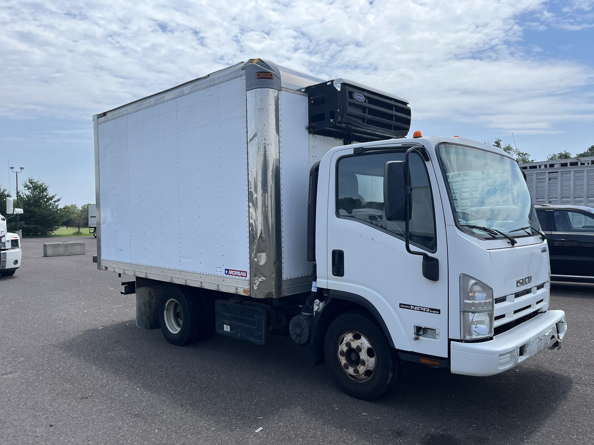 2014 ISUZU NPR HD 2014 ISUZU NPR HD - image 3 of 6