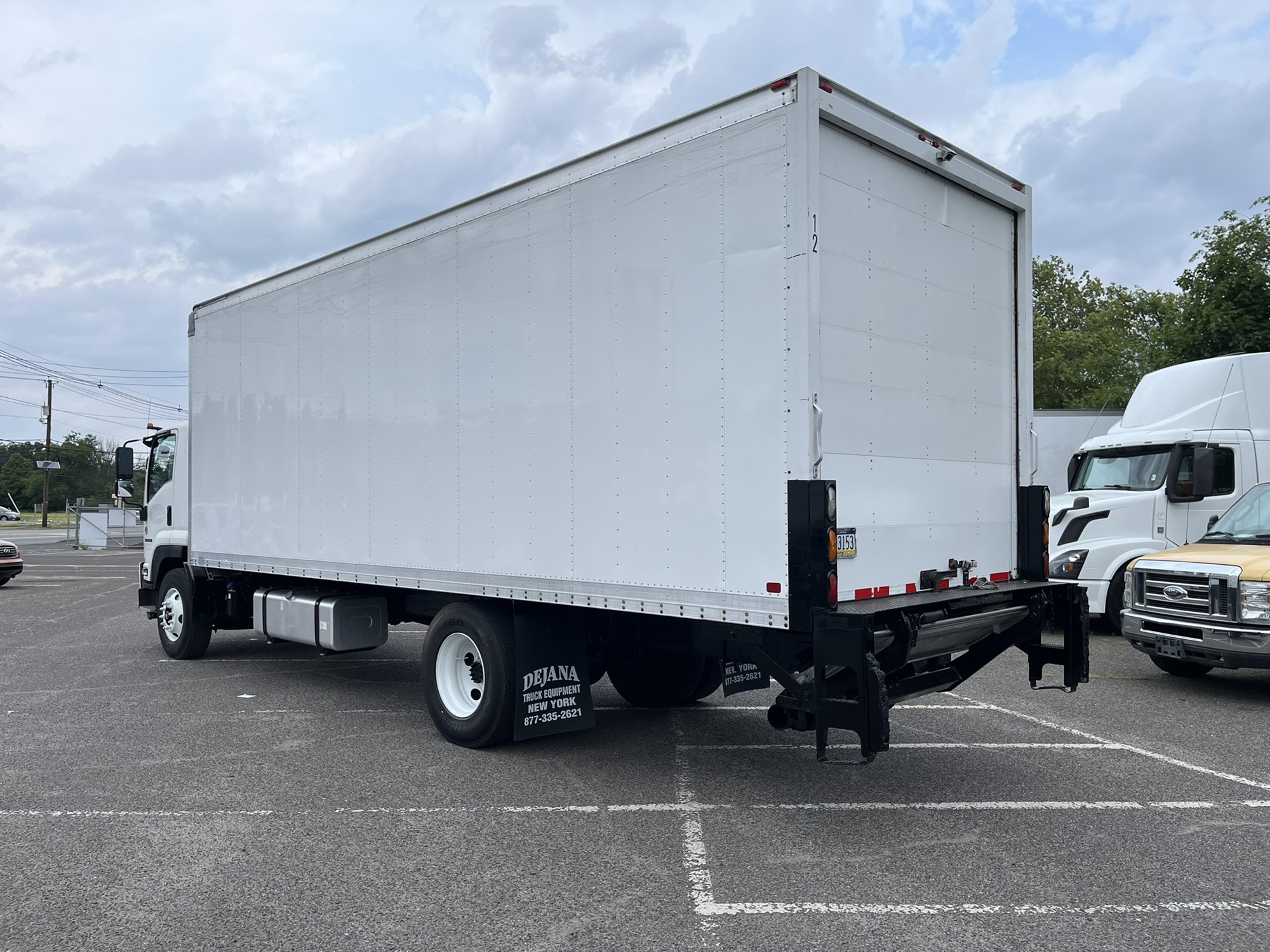 2019 Isuzu FTR 2019 Isuzu FTR - image 6 of 6