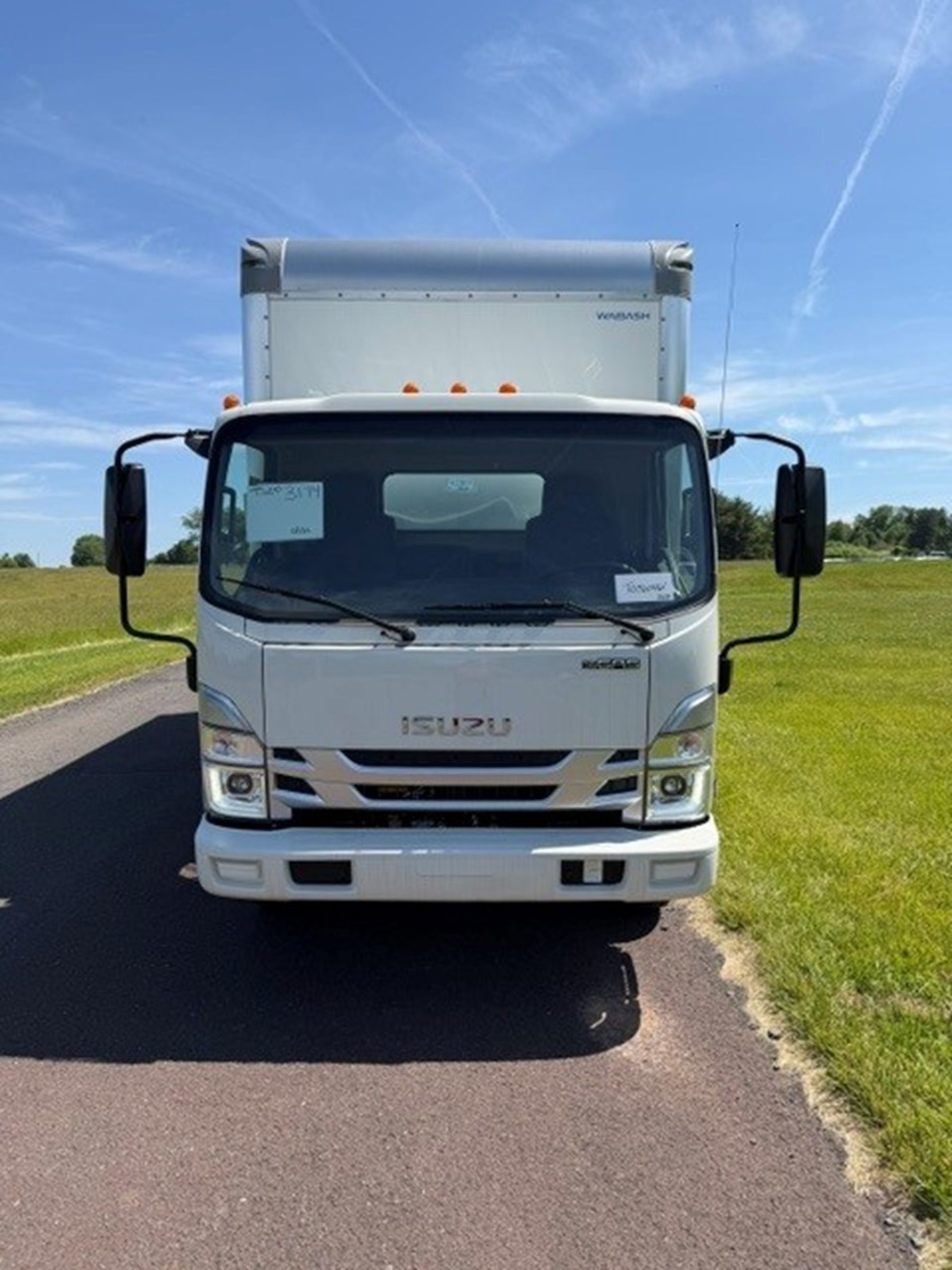 2026 Isuzu NPR/NPR-HD 2026 Isuzu NPR/NPR-HD - image 1 of 6