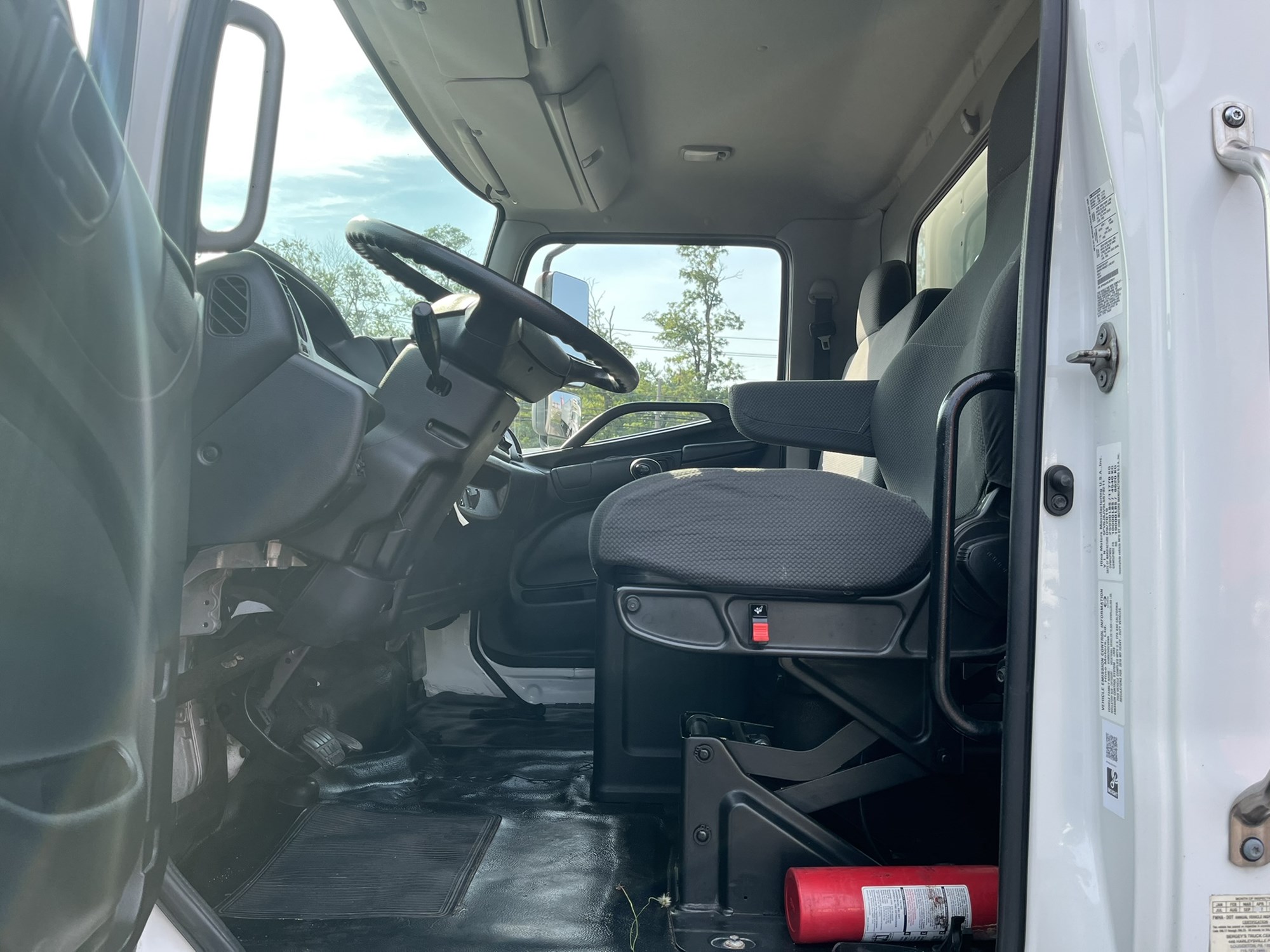 2020 HINO 268A 1000018-07 2020 HINO 268A 1000018-07