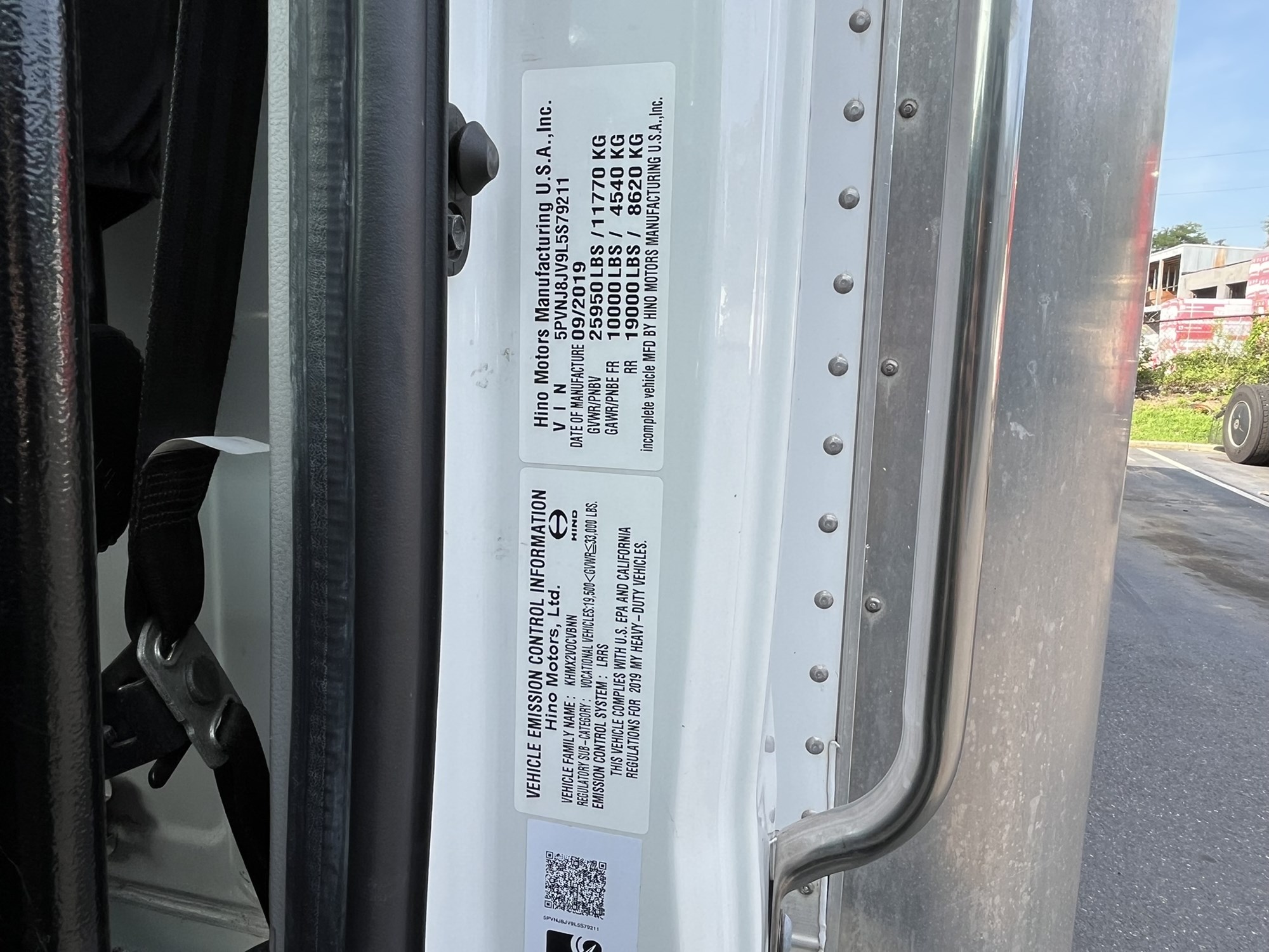 2020 HINO 268A 1000018-25 2020 HINO 268A 1000018-25