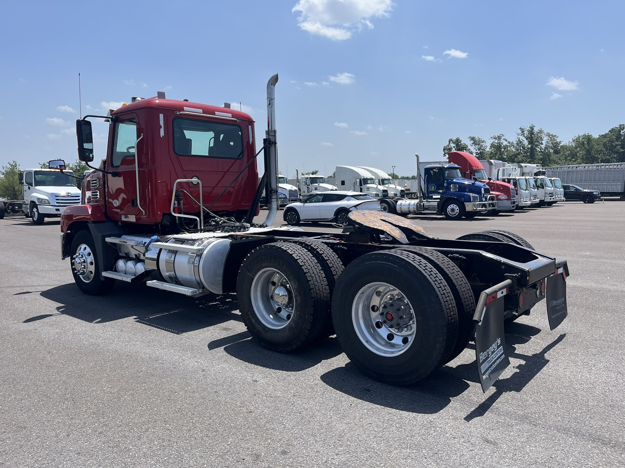2020 MACK AN62T ANTHEM 1044514-06 2020 MACK AN62T ANTHEM 1044514-06
