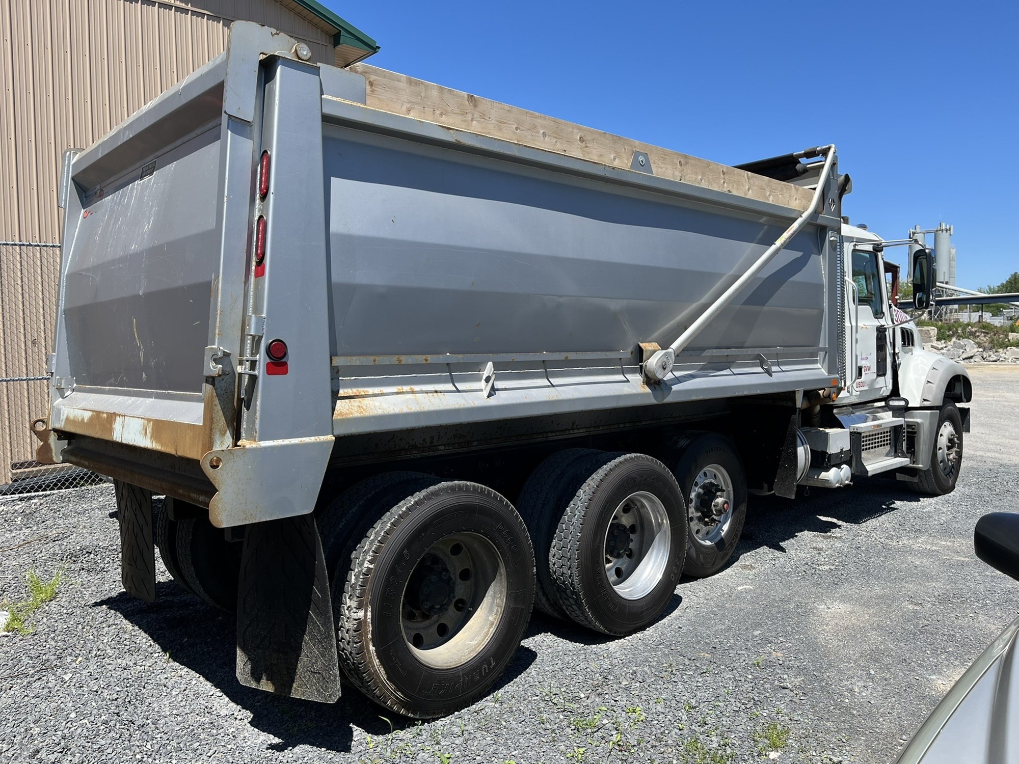 2021 MACK GRANITE 1071048-03 2021 MACK GRANITE 1071048-03