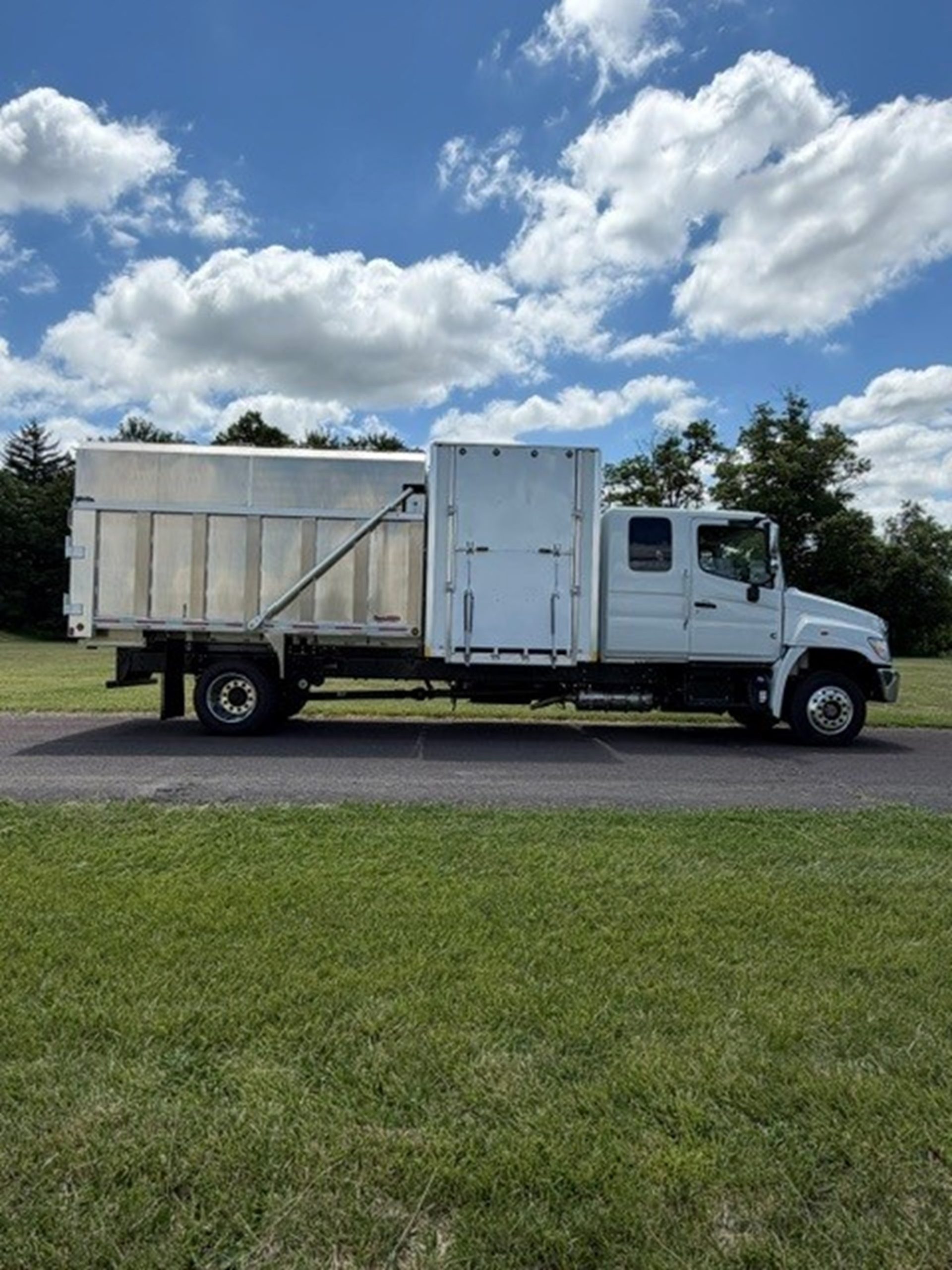 2026 HINO L6 2026 HINO L6 - image 3 of 5