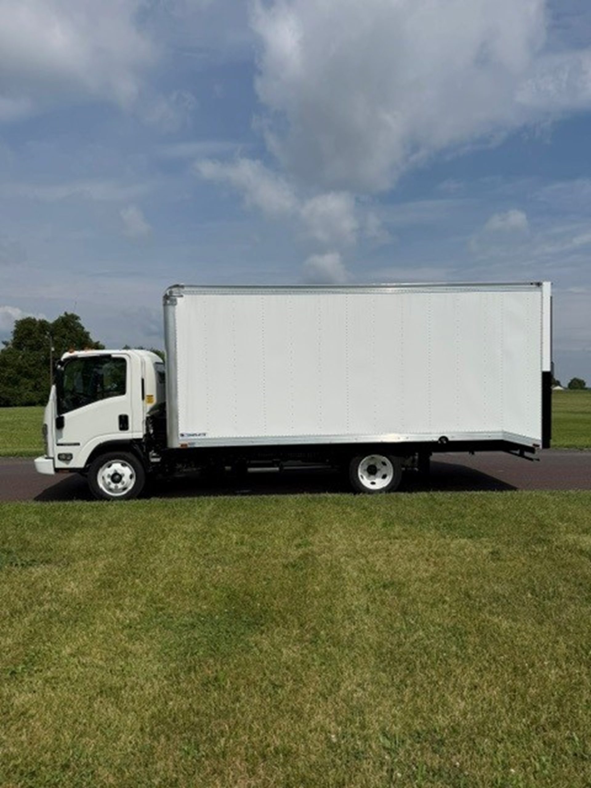 2026 Isuzu NPR GAS HD 2026 Isuzu NPR GAS HD - image 1 of 4