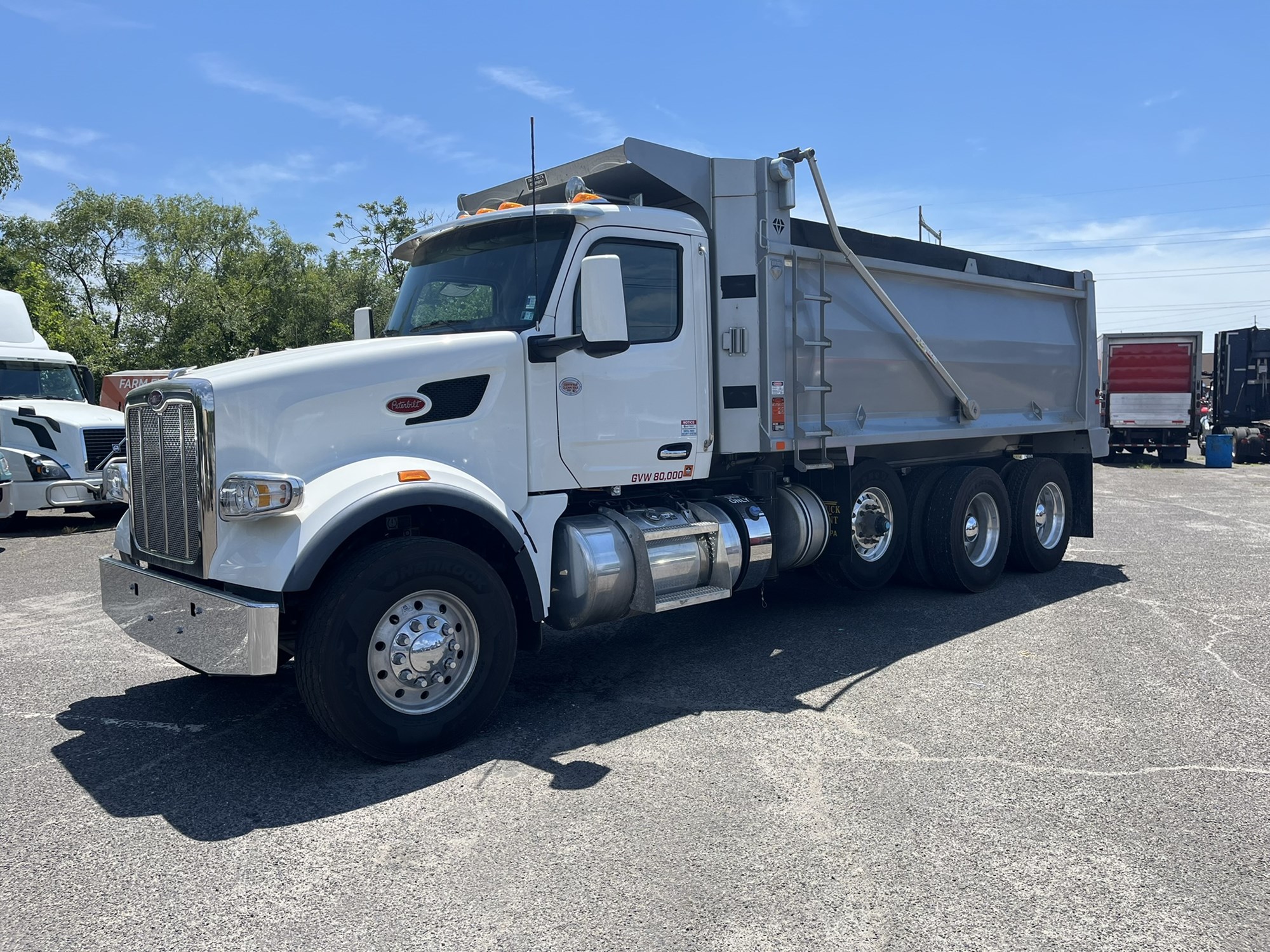 2025 PETERBILT 567 1117450-01 2025 PETERBILT 567 1117450-01