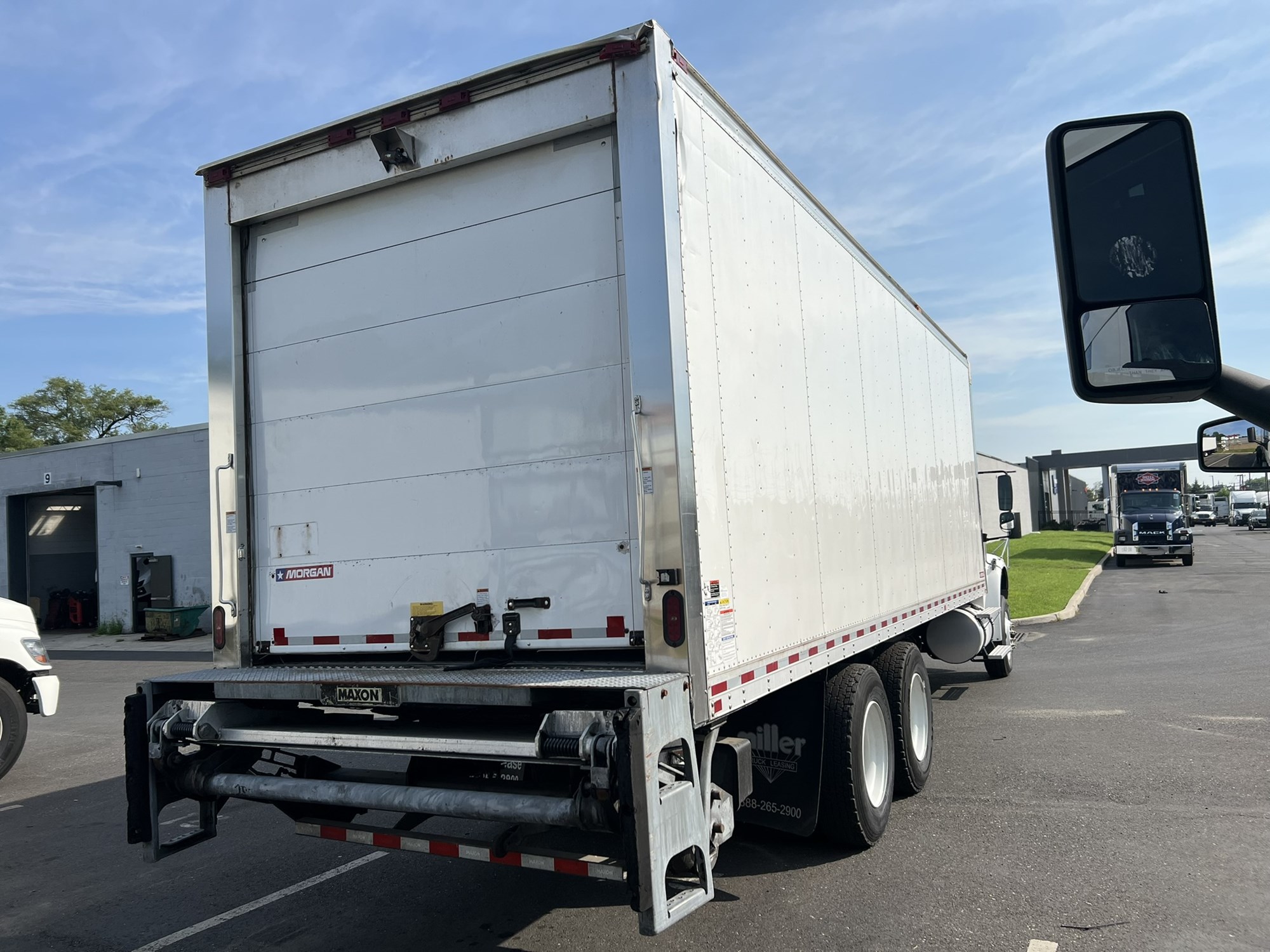 2018 FREIGHTLINER M2 1117993-04 2018 FREIGHTLINER M2 1117993-04