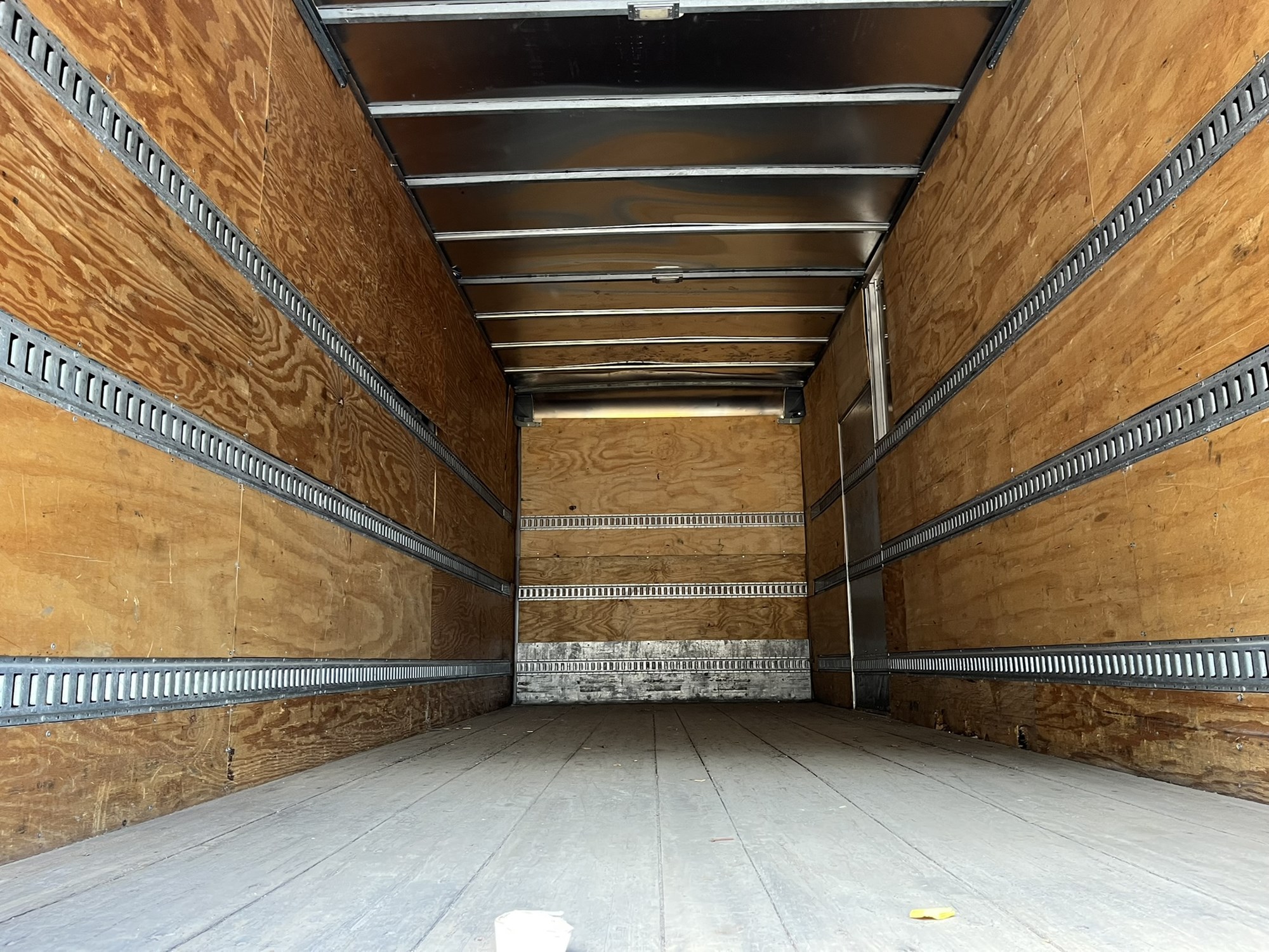 2016 FREIGHTLINER M2 1117994-04 2016 FREIGHTLINER M2 1117994-04