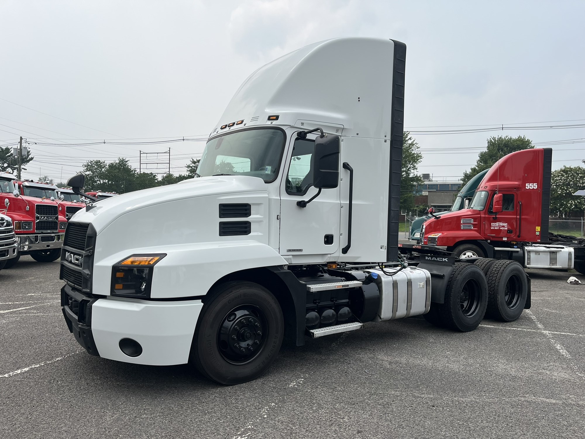 2023 MACK ANTHEM 1119825-01 2023 MACK ANTHEM 1119825-01