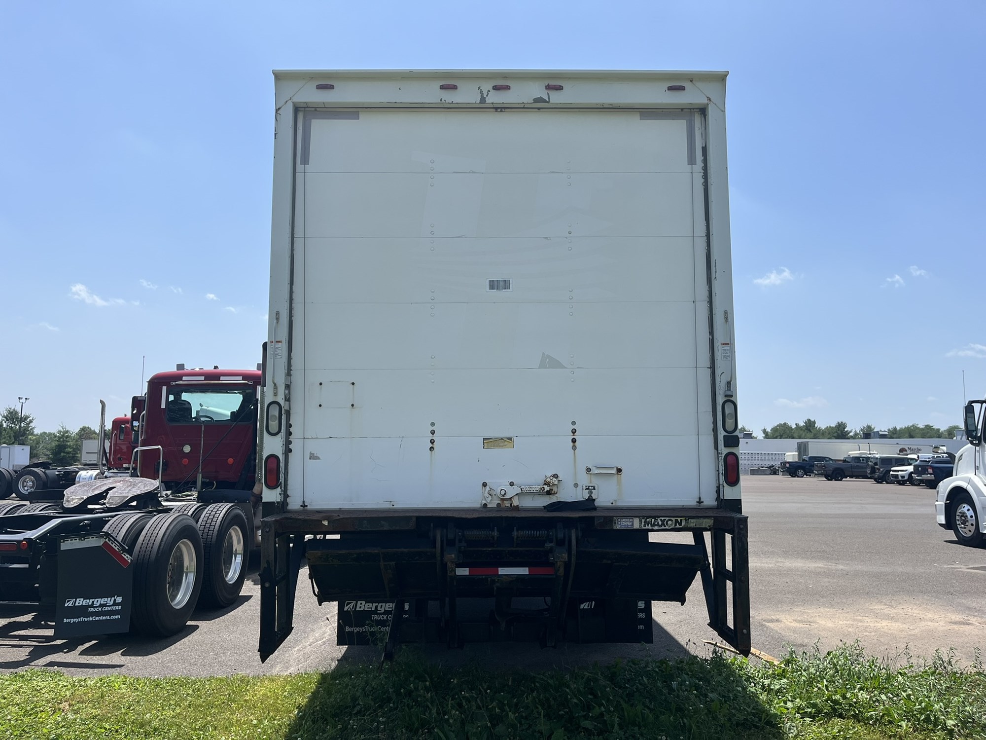 2019 HINO 268A 1203008-05 2019 HINO 268A 1203008-05