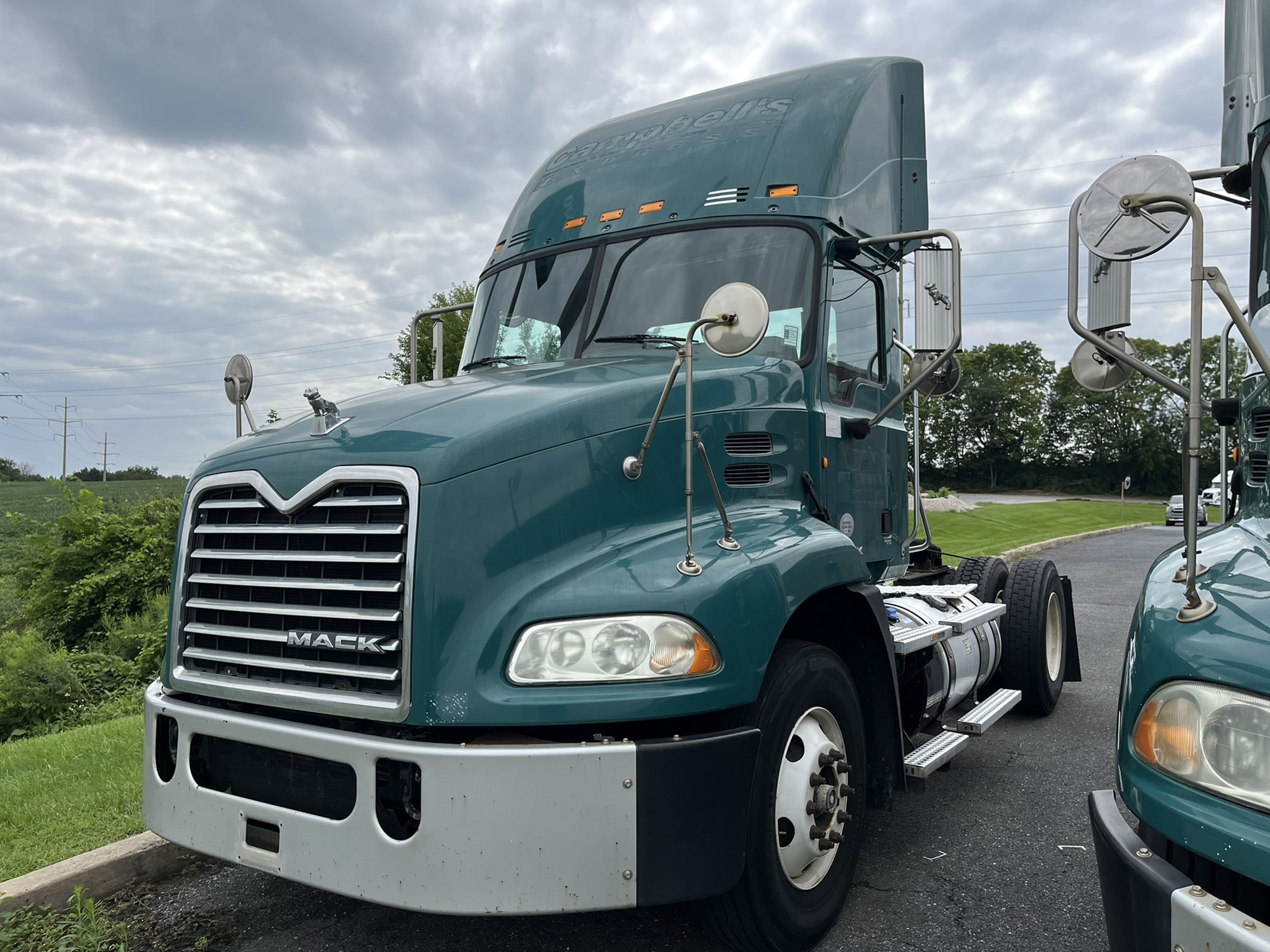 2015 MACK CXU612 2015 MACK CXU612 - image 1 of 6