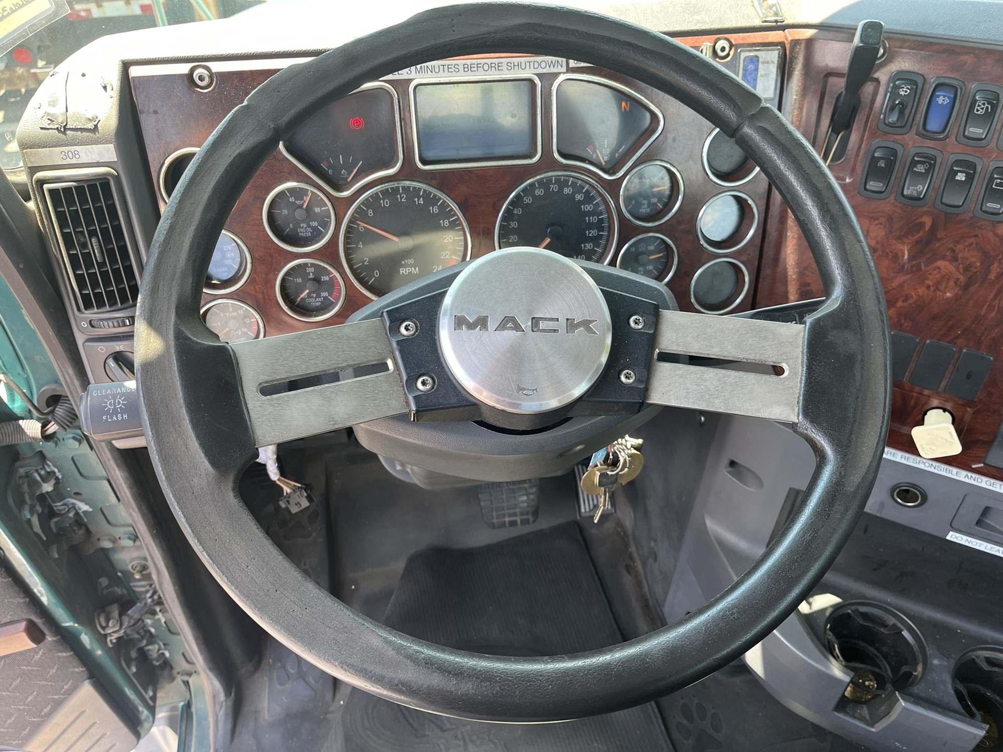 2014 MACK CXU612 1081723-09 2014 MACK CXU612 1081723-09
