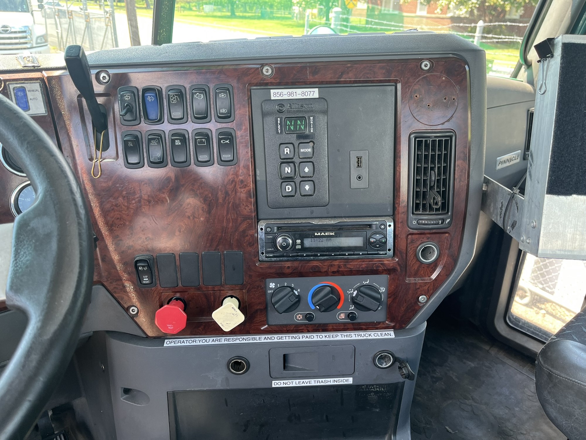 2014 MACK CXU612 1081723-10 2014 MACK CXU612 1081723-10