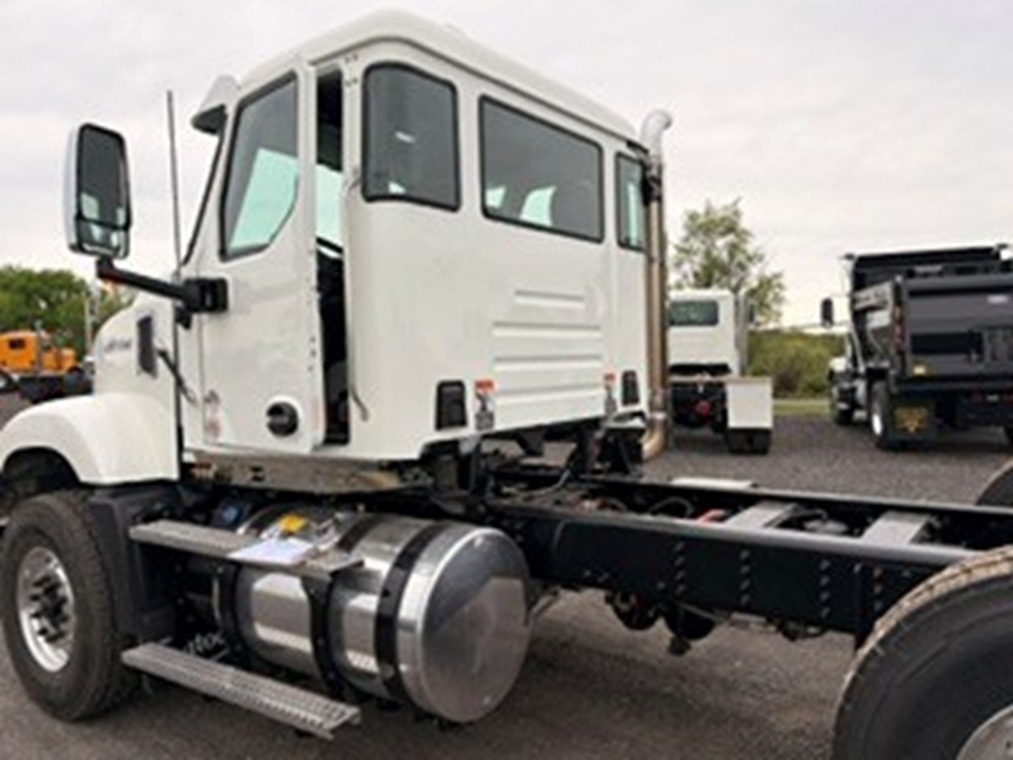 2026 Autocar DC64 1082698-08 2026 Autocar DC64 1082698-08