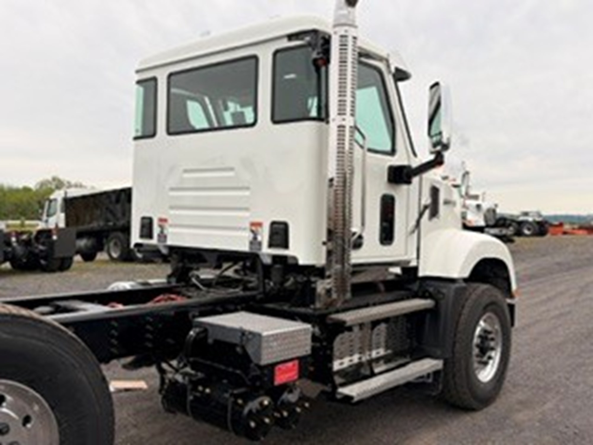 2026 Autocar DC64 1082698-12 2026 Autocar DC64 1082698-12