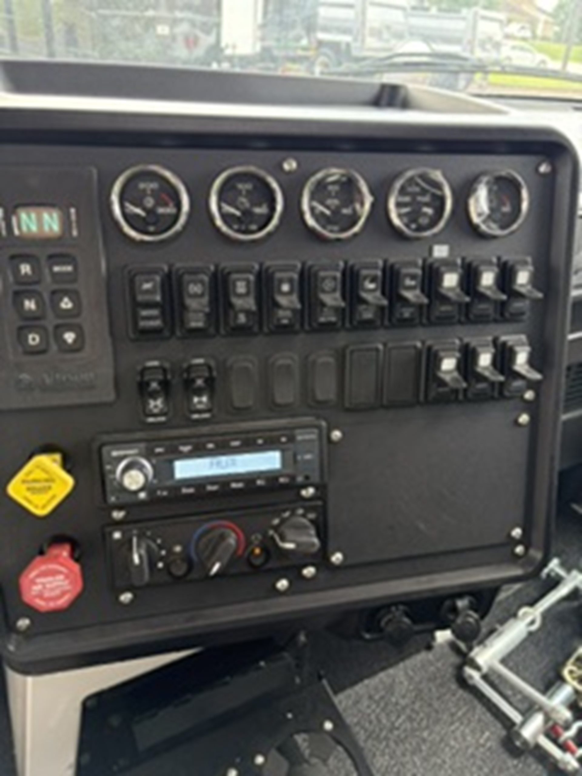 2026 Autocar DC64 1082698-23 2026 Autocar DC64 1082698-23