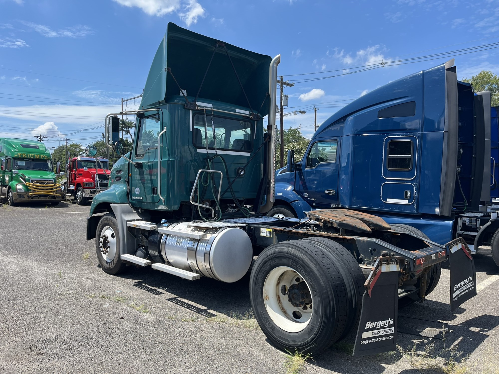 2014 MACK CXU612 1085888-06 2014 MACK CXU612 1085888-06