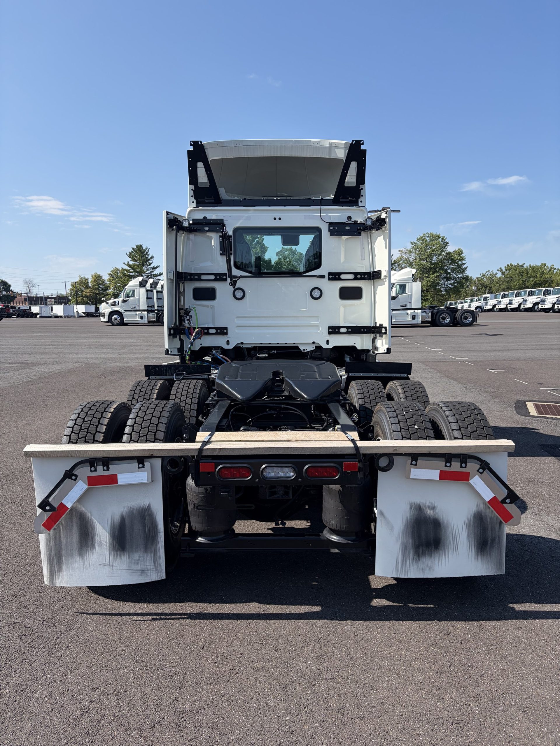 2026 MACK PIONEER 64T MOD 2026 MACK PIONEER 64T MOD - image 6 of 6