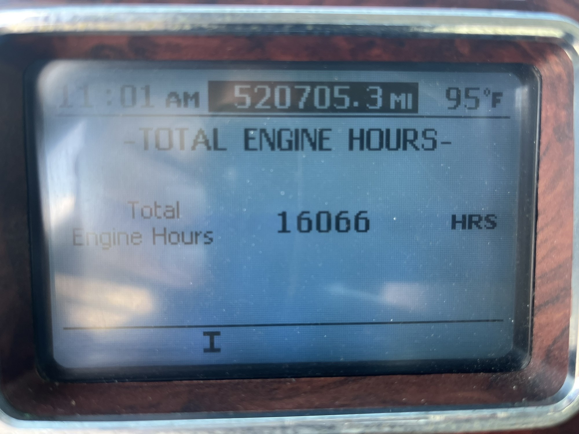 2015 MACK CXU612 1121658-08 2015 MACK CXU612 1121658-08