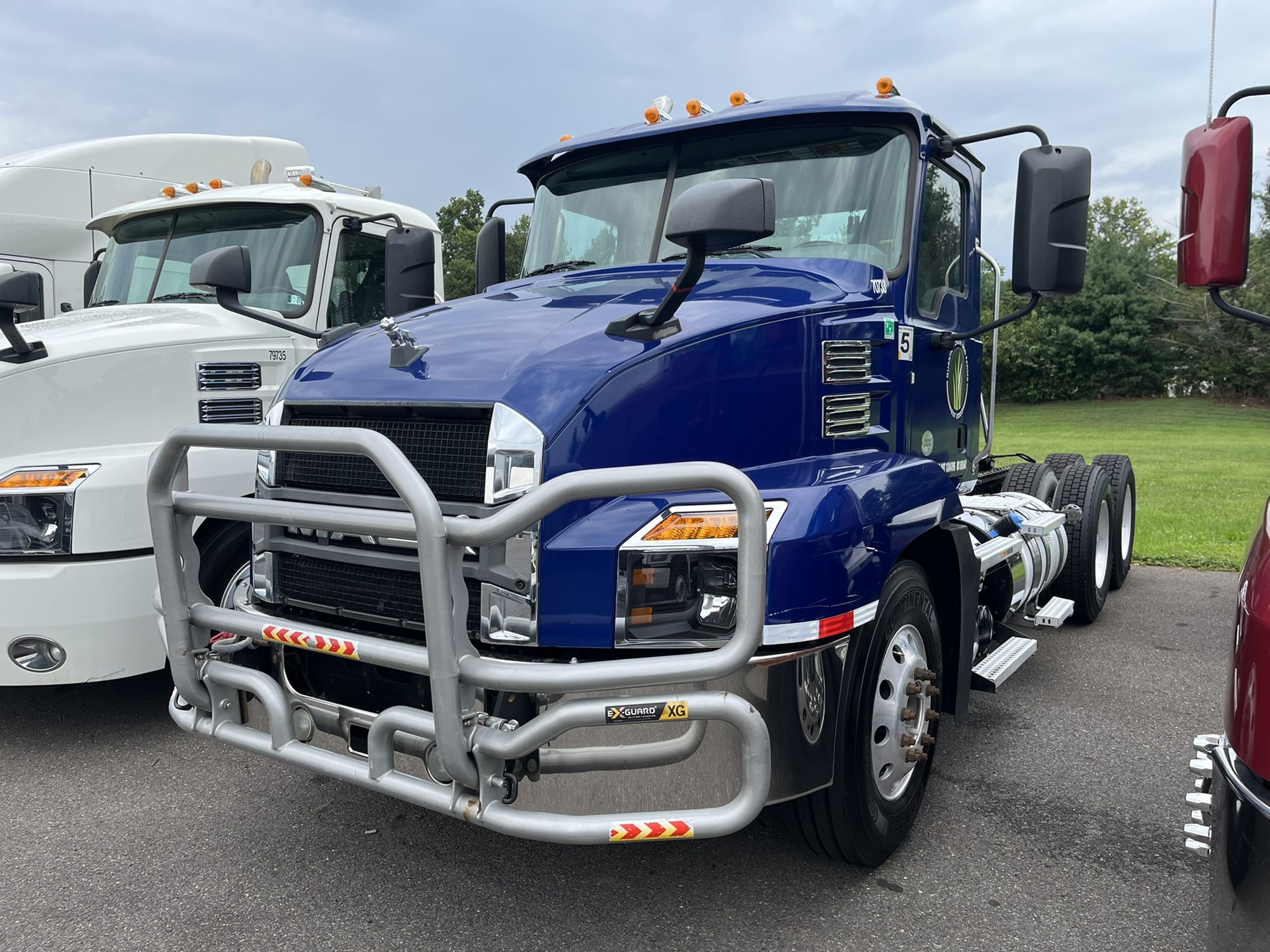 2020 MACK AN64T 2020 MACK AN64T - image 1 of 3