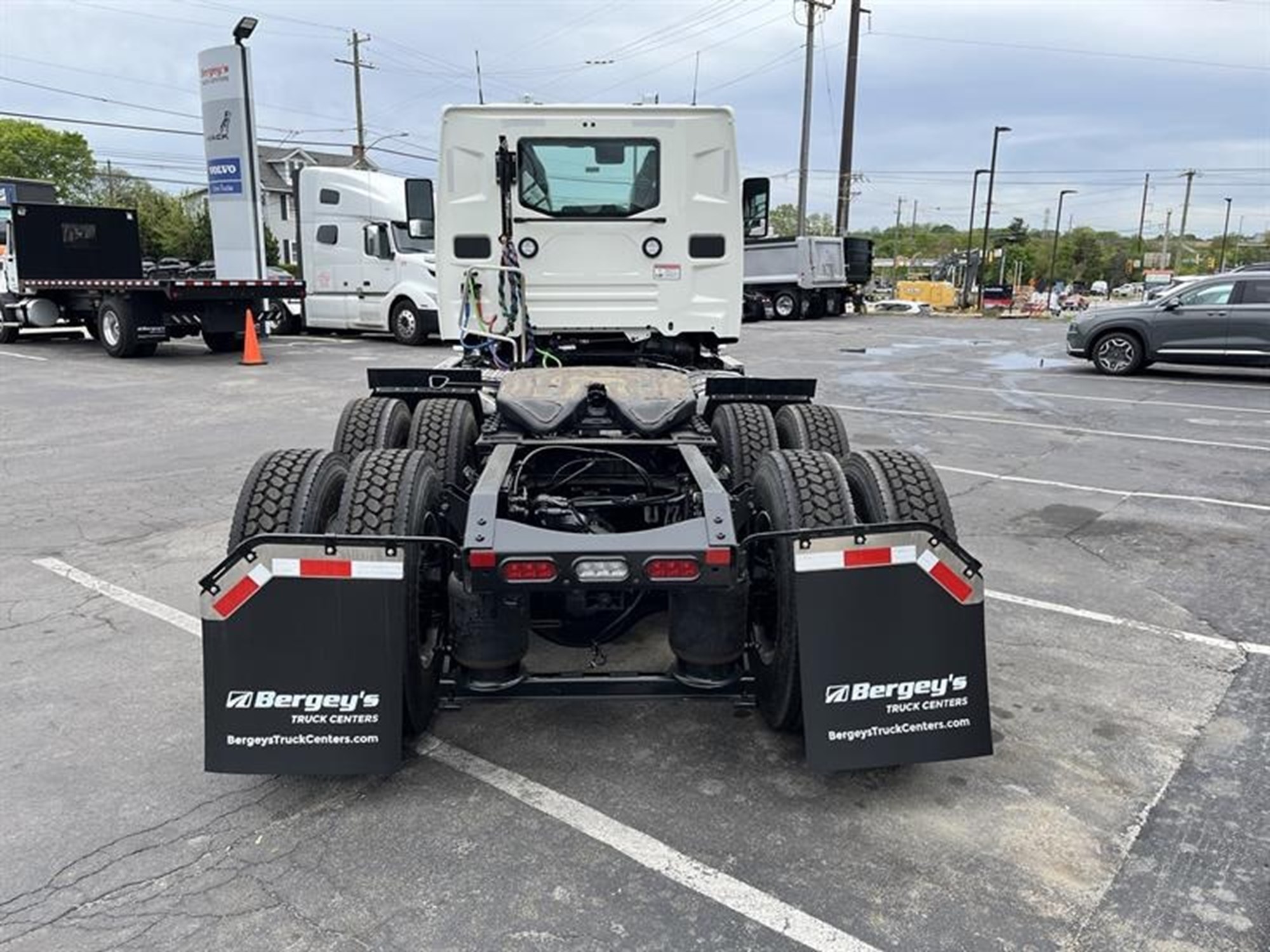 2027 MACK ANTHEM GEN2 64T 2027 MACK ANTHEM GEN2 64T - image 6 of 6