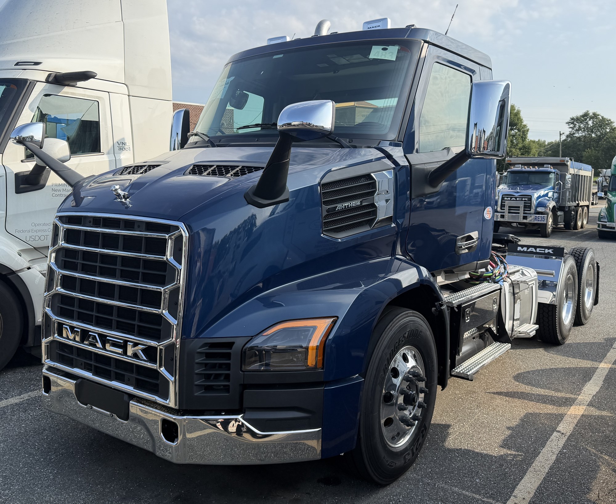 2027 MACK AN64TV04 2027 MACK AN64TV04 - image 2 of 6