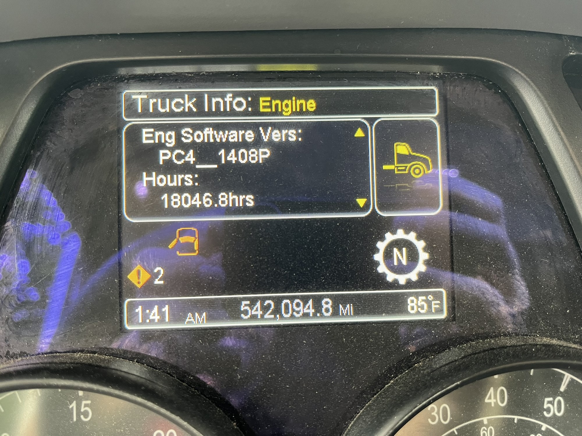 2015 Peterbilt 579 1114214-02 2015 Peterbilt 579 1114214-02