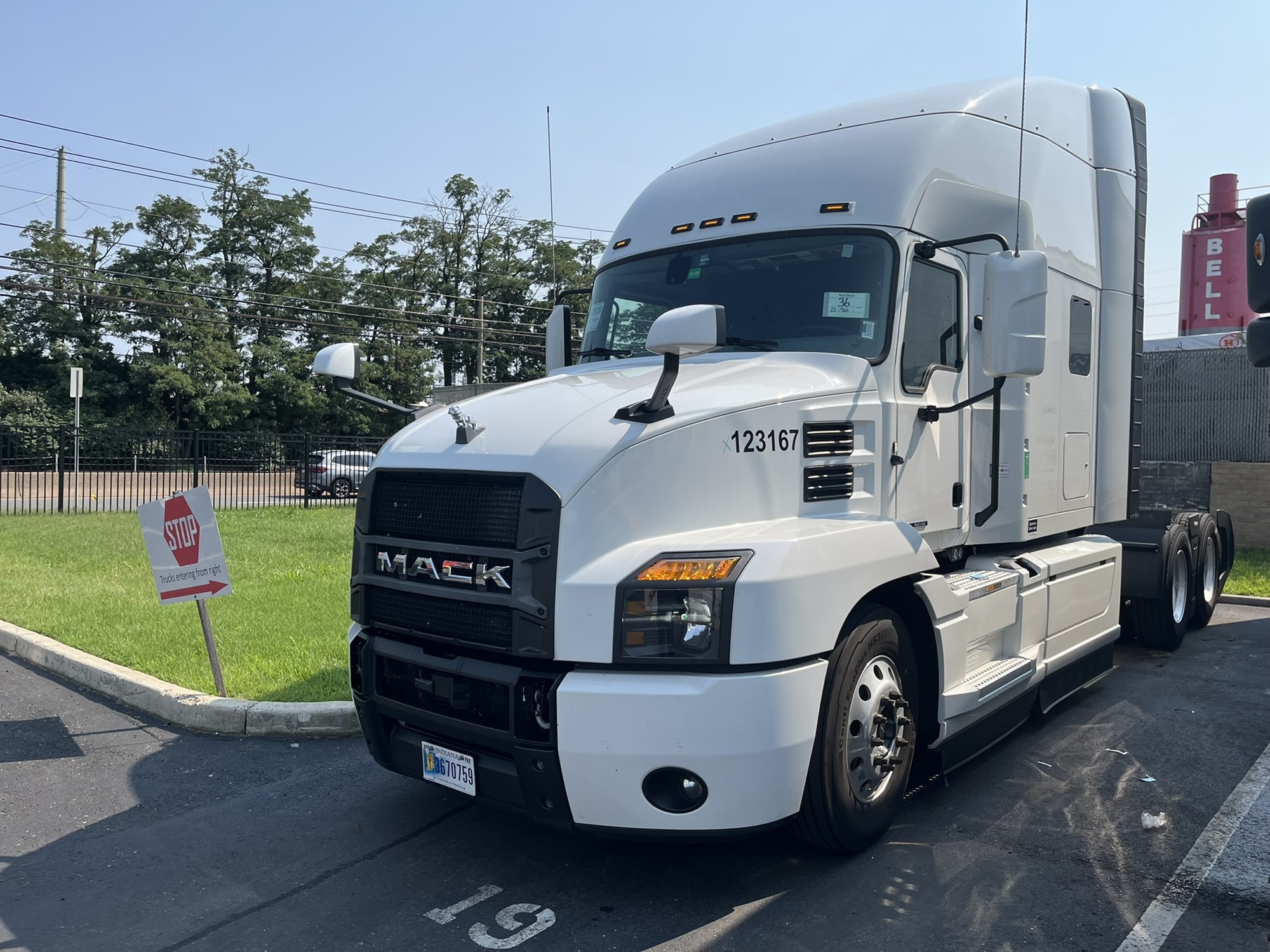 2023 MACK ANTHEM 2023 MACK ANTHEM - image 1 of 3
