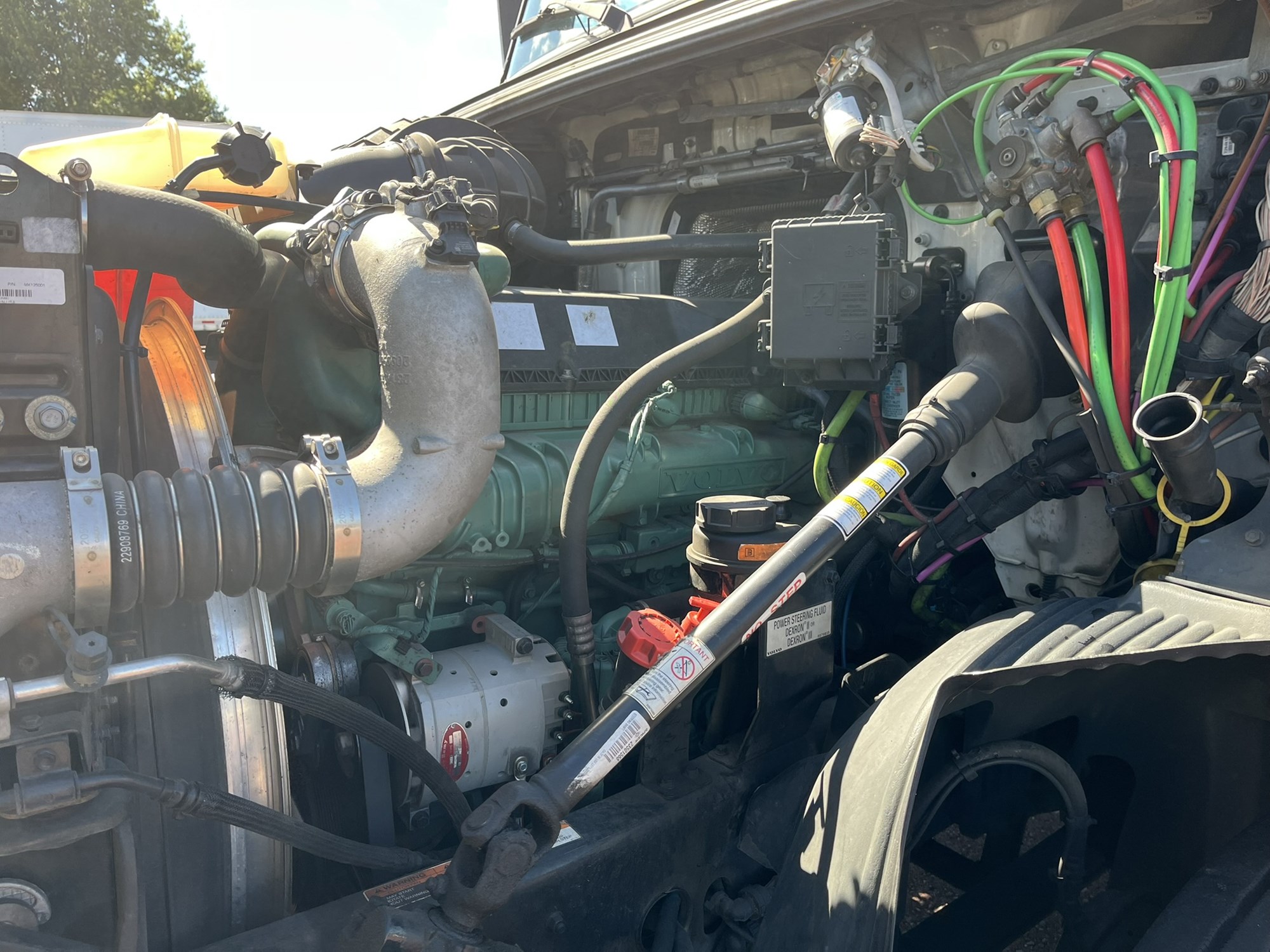 2021 VOLVO VNR 1163005-14 2021 VOLVO VNR 1163005-14