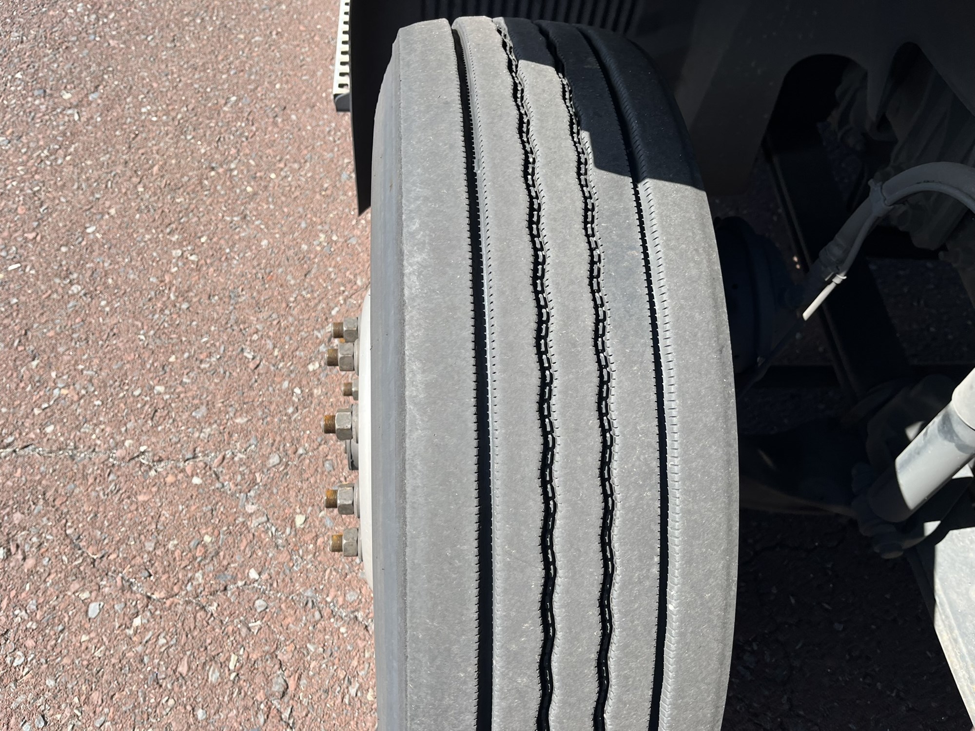 2021 VOLVO VNR 1163005-18 2021 VOLVO VNR 1163005-18