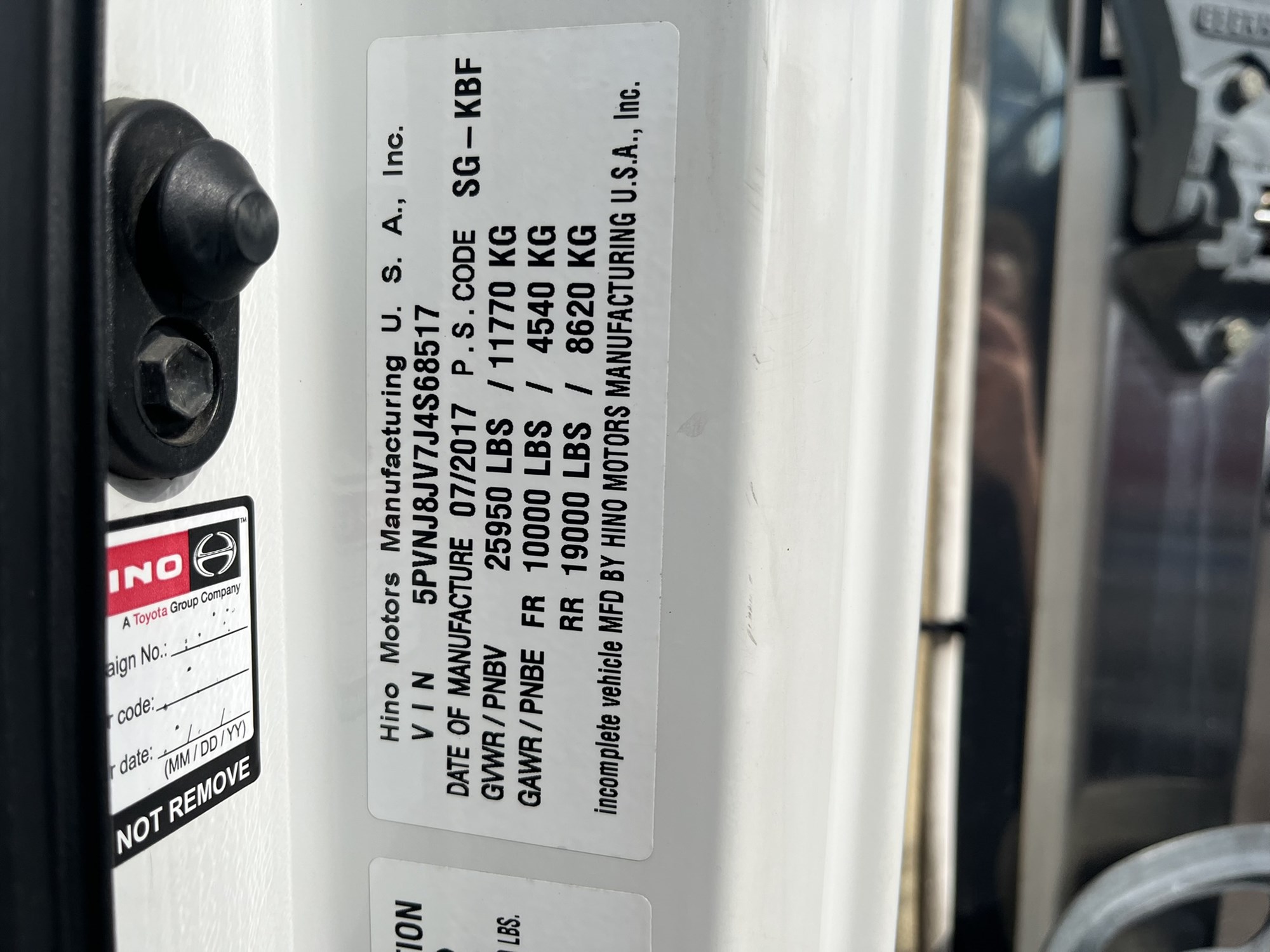 2018 HINO 268A 1203020-14 2018 HINO 268A 1203020-14