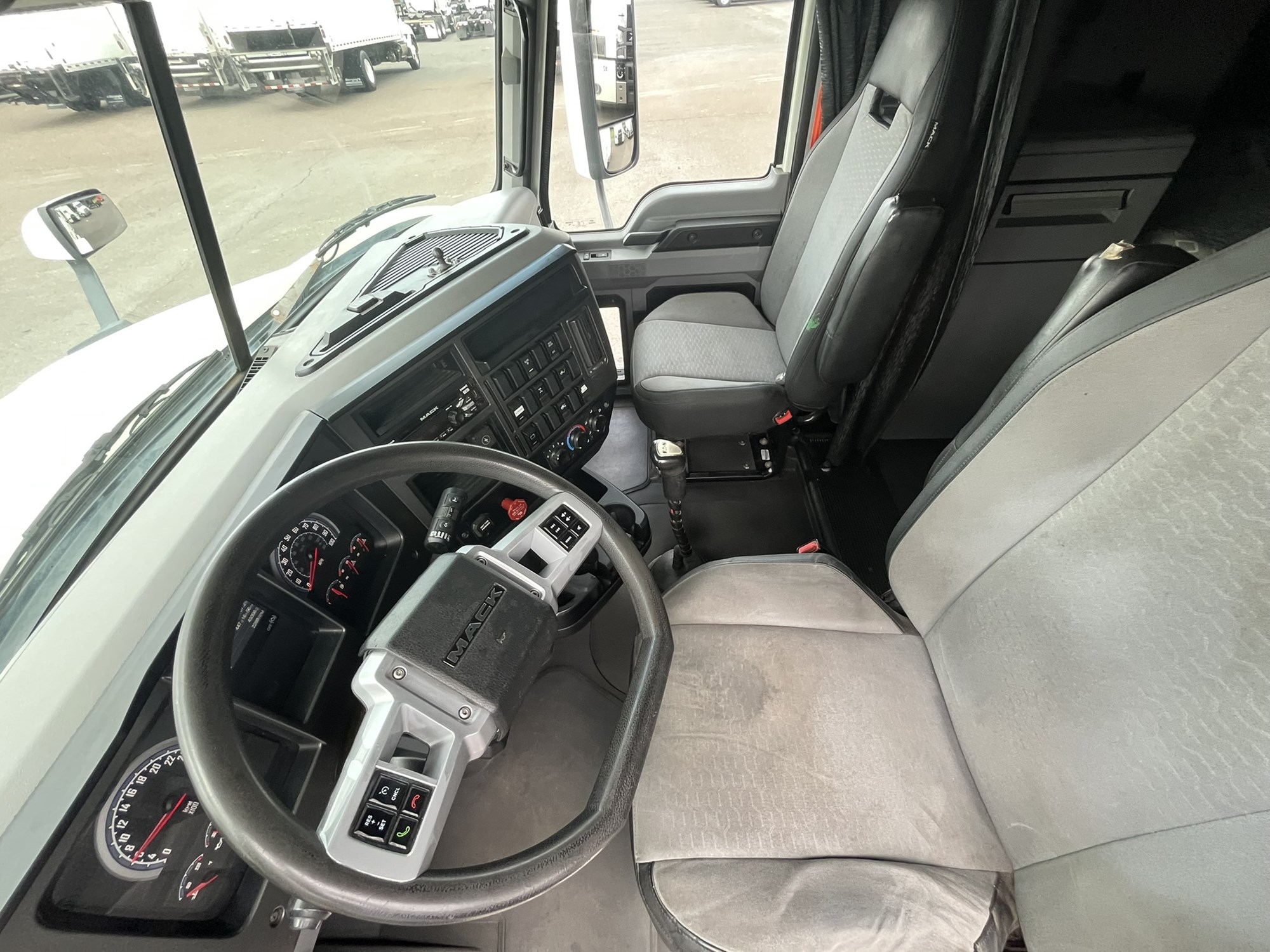 2019 MACK AN64T 1203034-23 2019 MACK AN64T 1203034-23