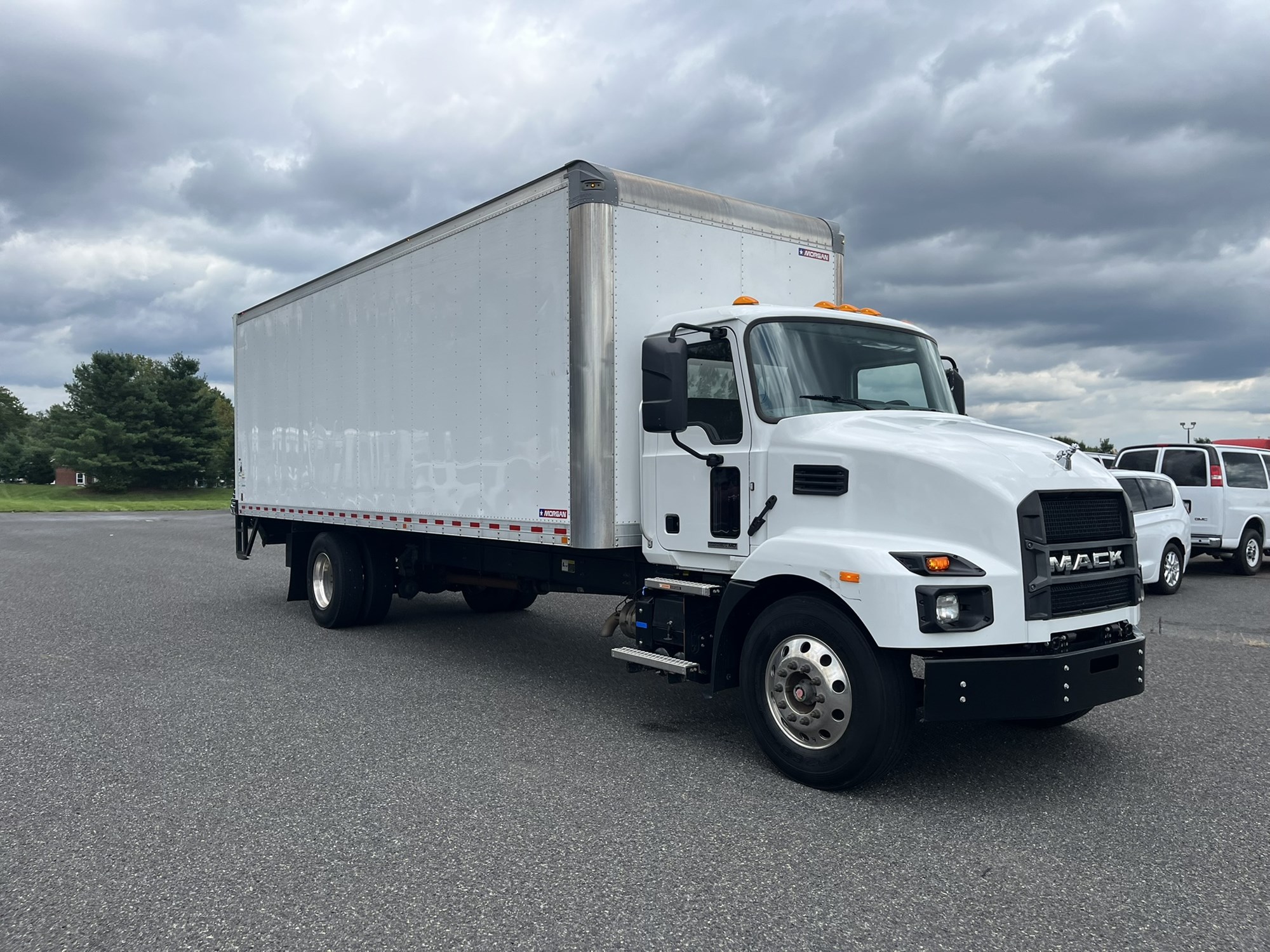 2024 MACK MD 2024 MACK MD - image 3 of 6