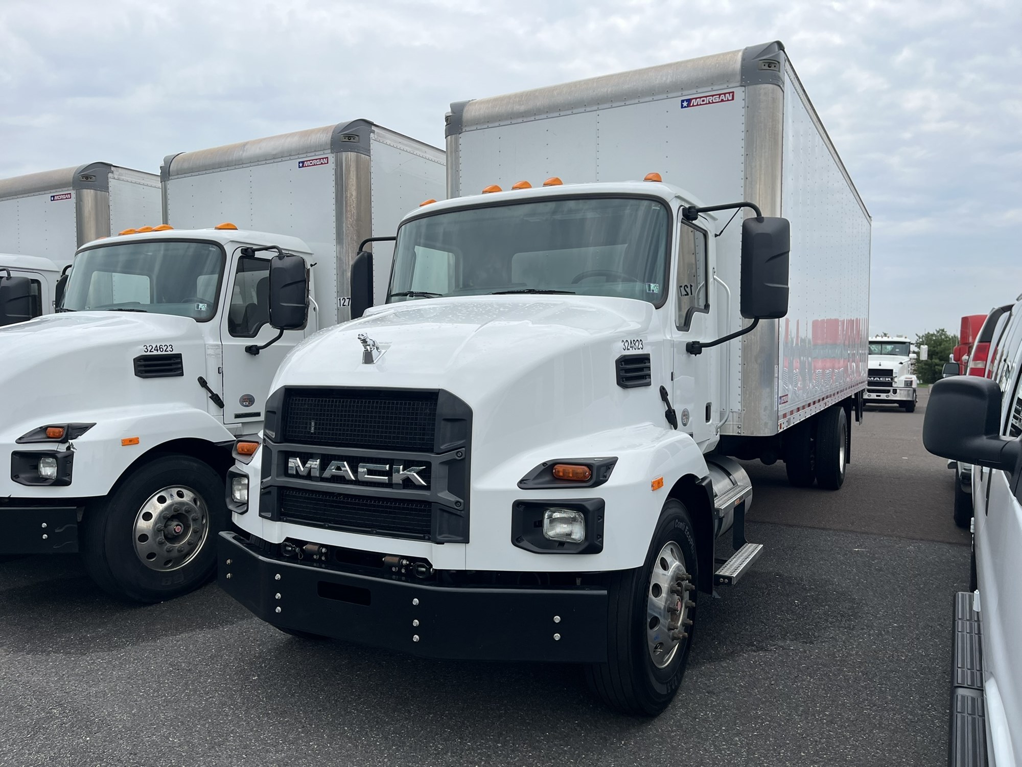 2024 Mack MD 2024 Mack MD - image 1 of 5