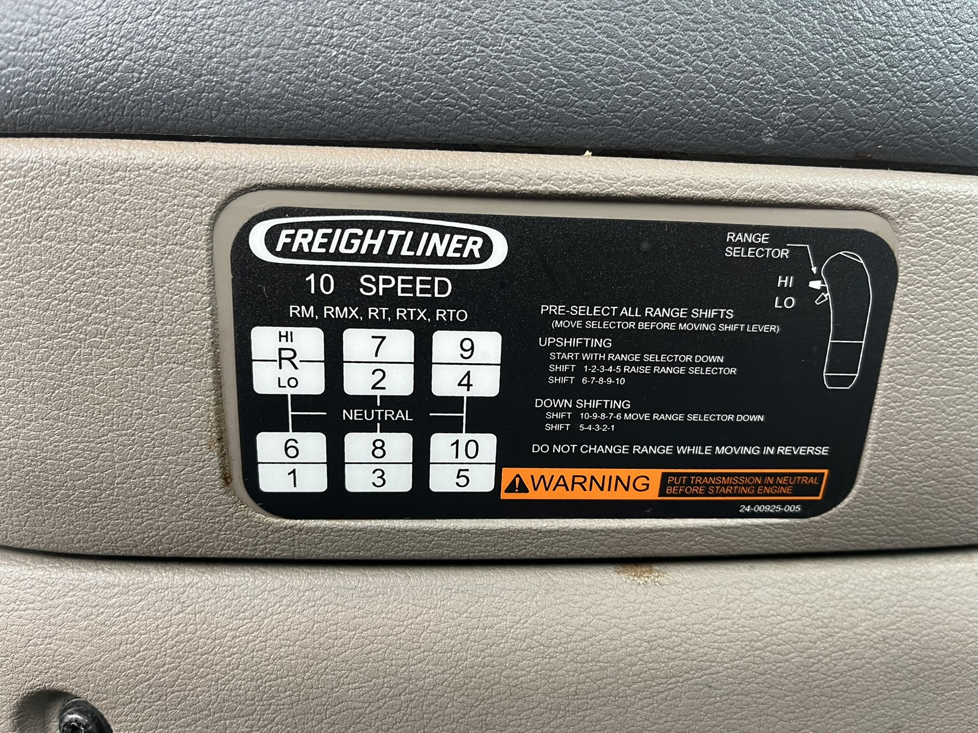 2019 FREIGHTLINER CASCADIA 1203128-11 2019 FREIGHTLINER CASCADIA 1203128-11