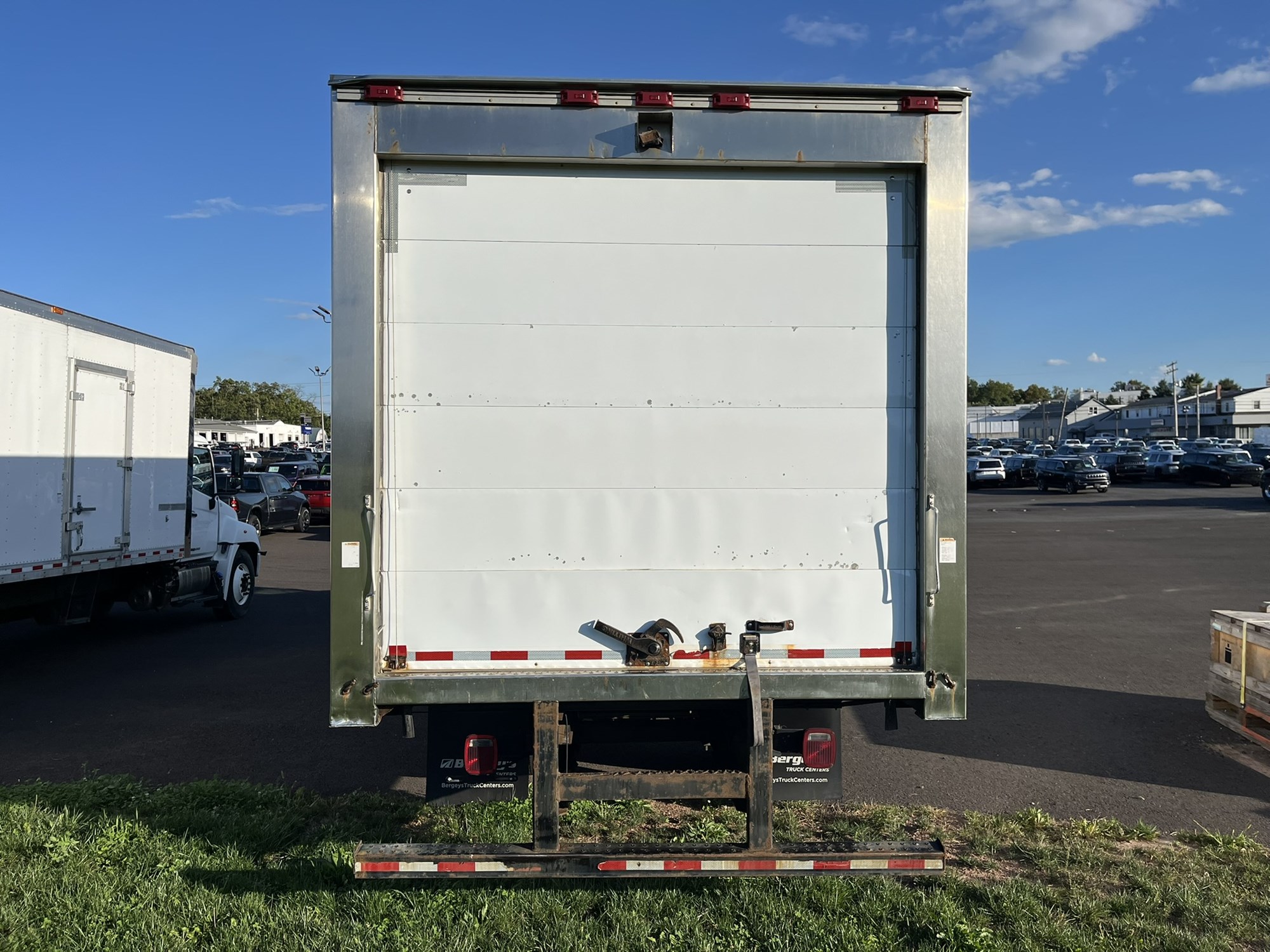 2019 HINO 338 2019 HINO 338 - image 5 of 6