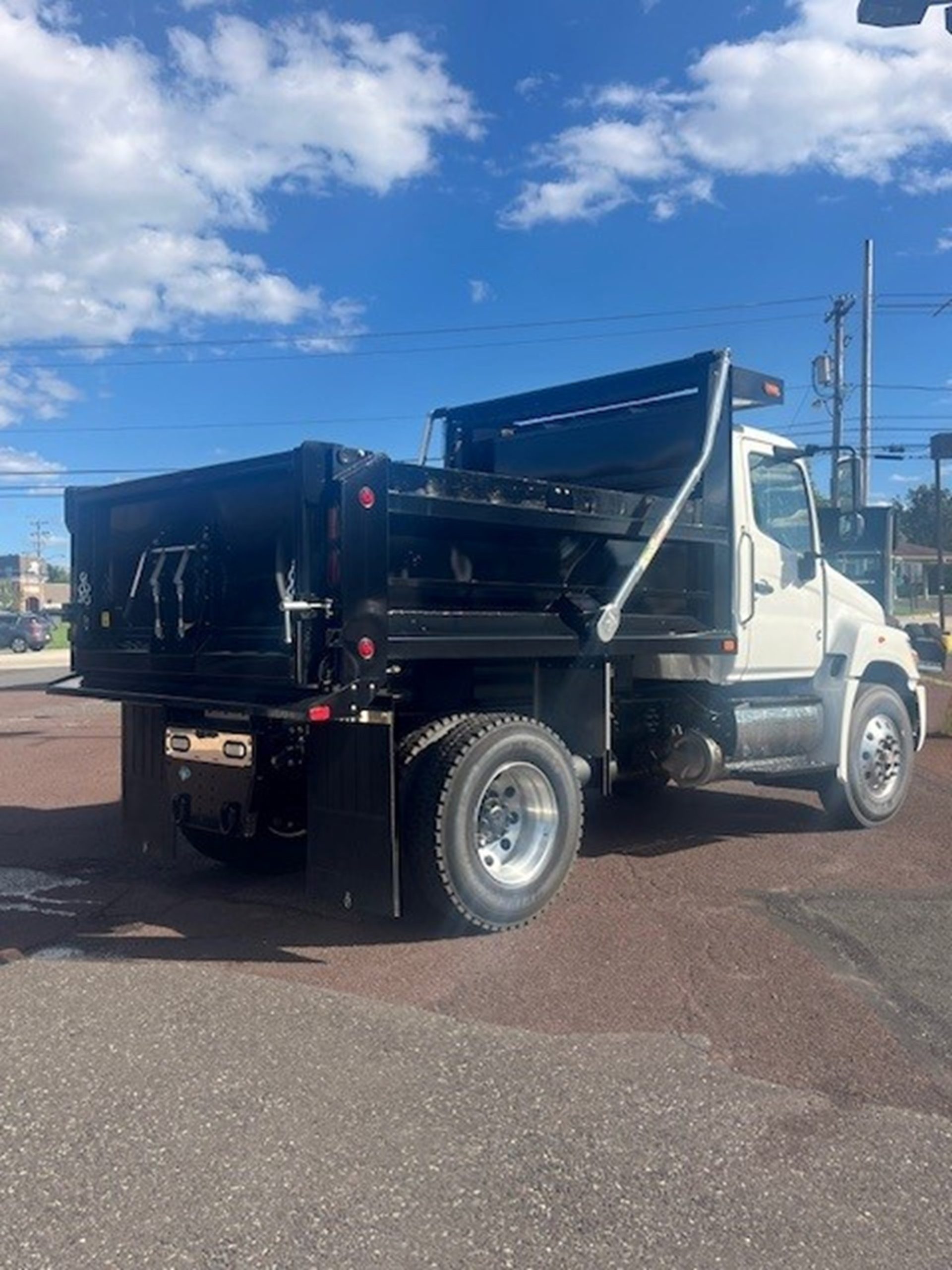 2026 Hino L7/L8/XL6 /XL7/ 2026 Hino L7/L8/XL6 /XL7/ - image 3 of 6