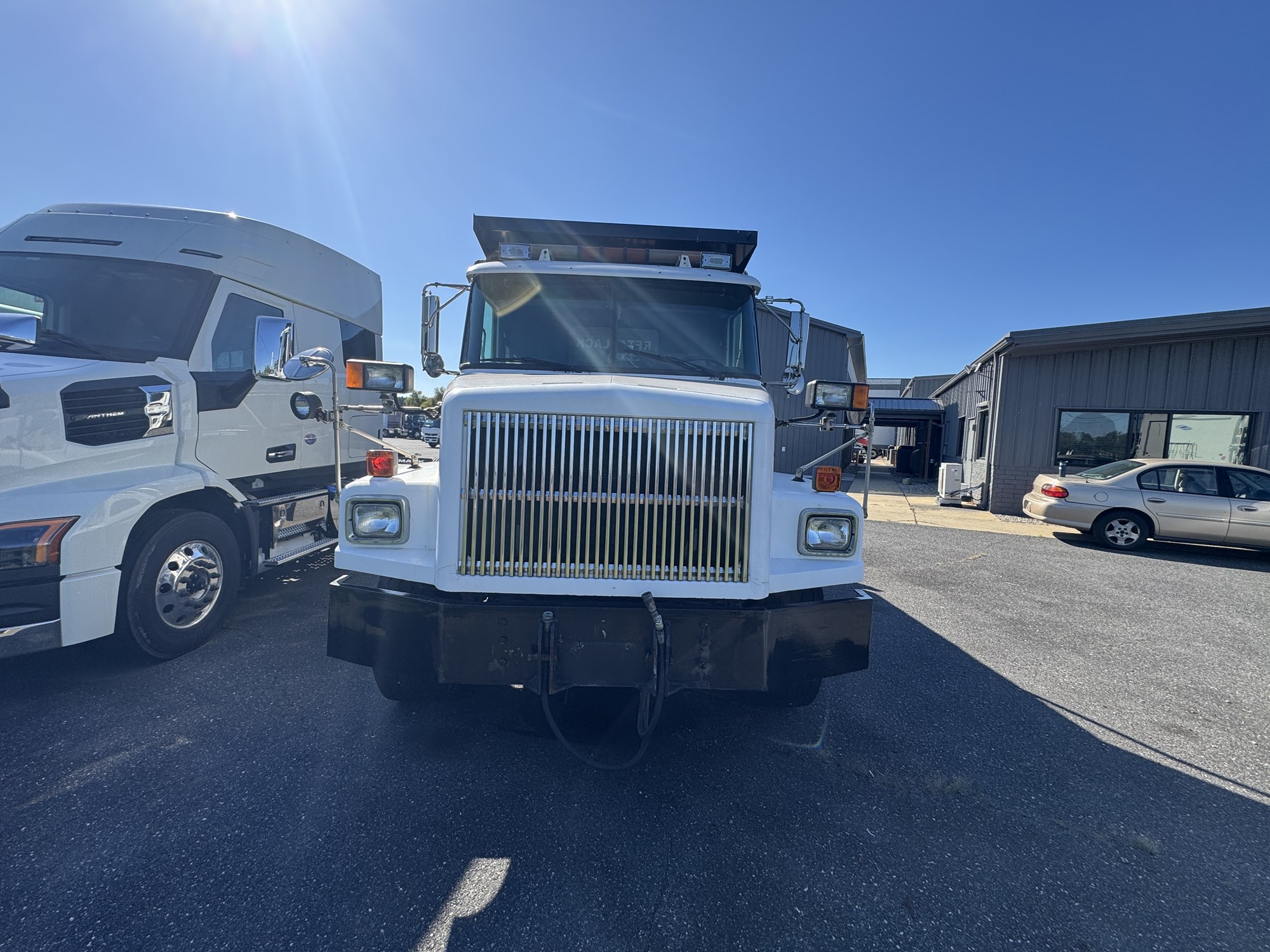 1997 VOLVO CONVENTIONAL 1108486-04 1997 VOLVO CONVENTIONAL 1108486-04