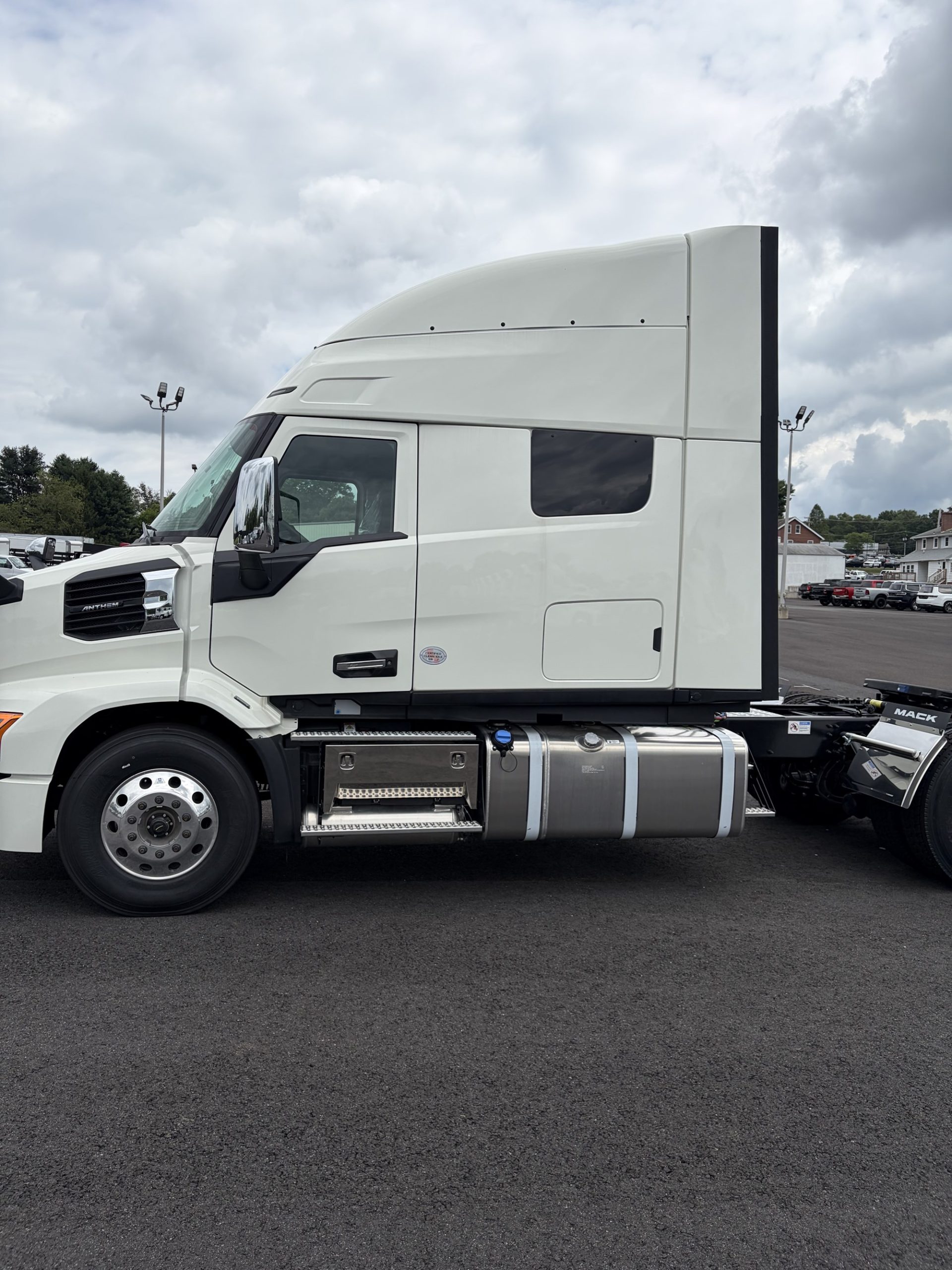 2027 MACK AN64TV04 2027 MACK AN64TV04 - image 4 of 6