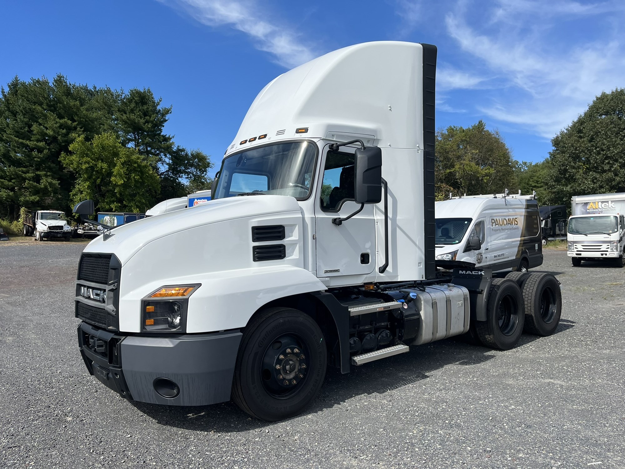 2023 MACK ANTHEM 2023 MACK ANTHEM - image 1 of 6