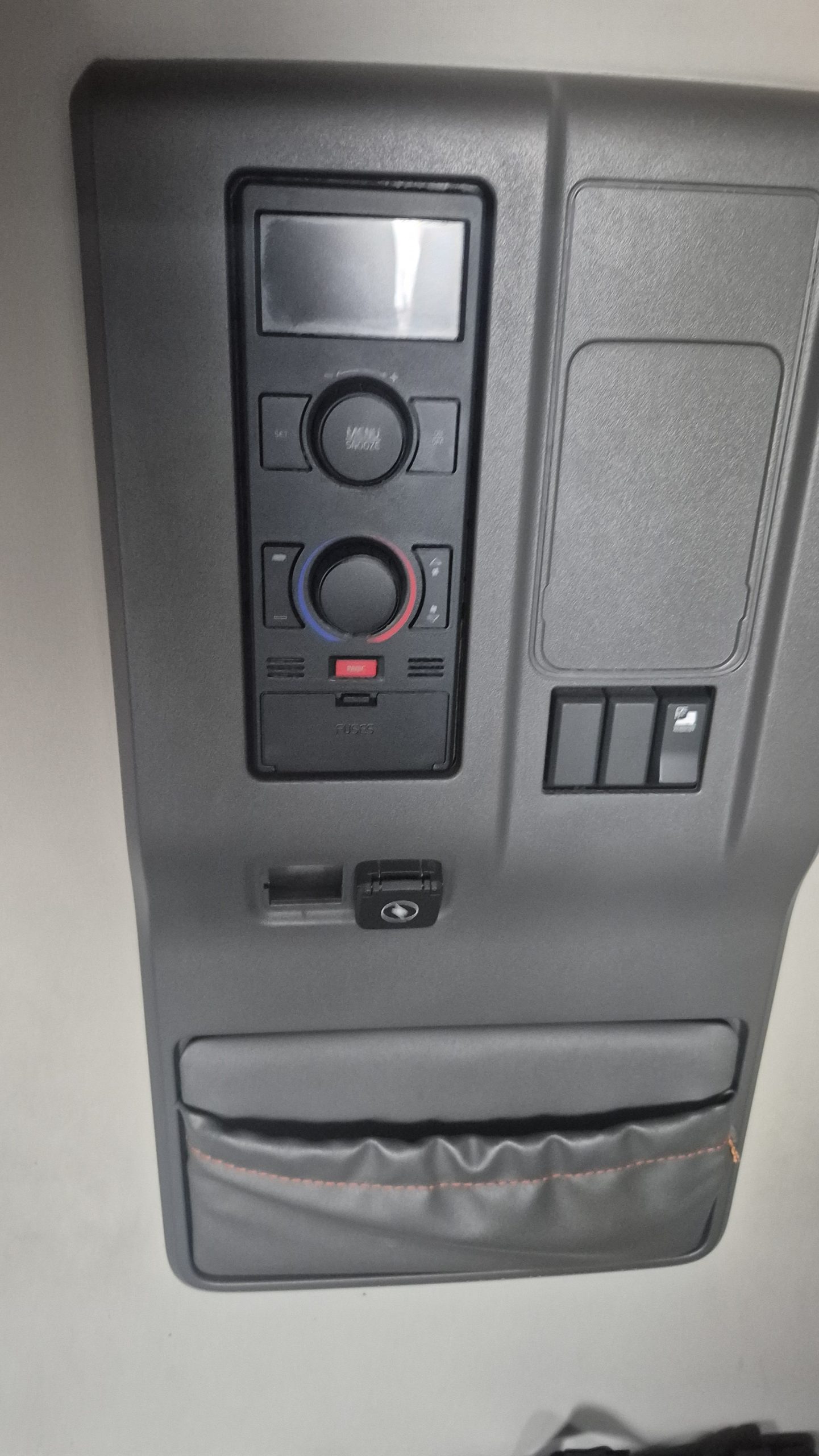 2022 VOLVO VNL64T760 1121887-17 2022 VOLVO VNL64T760 1121887-17