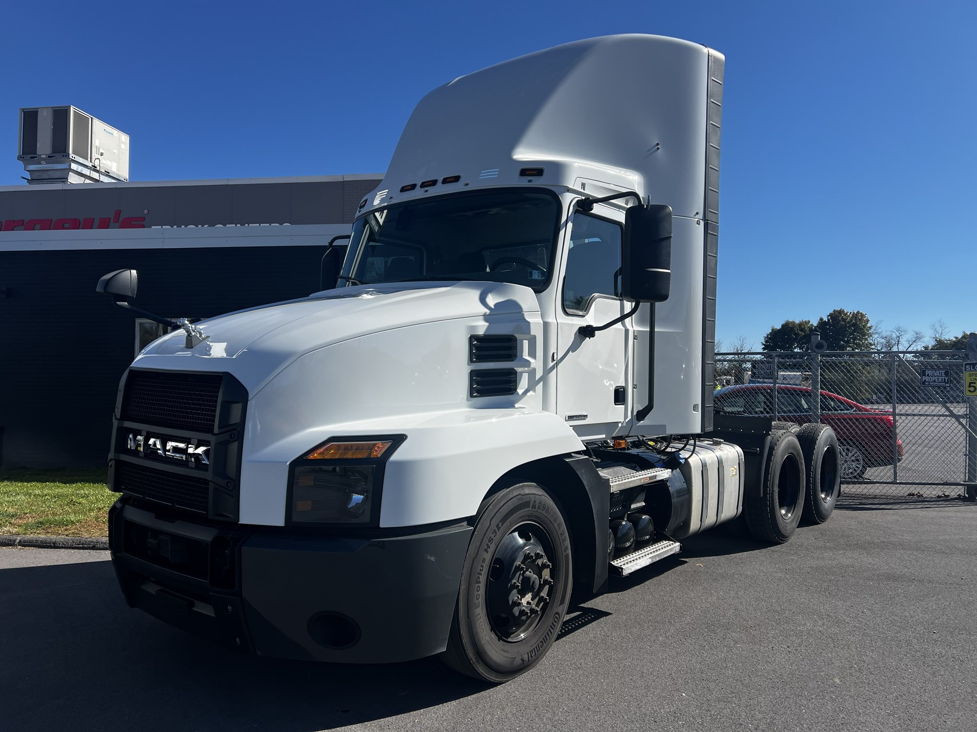 2023 MACK ANTHEM 2023 MACK ANTHEM - image 1 of 6