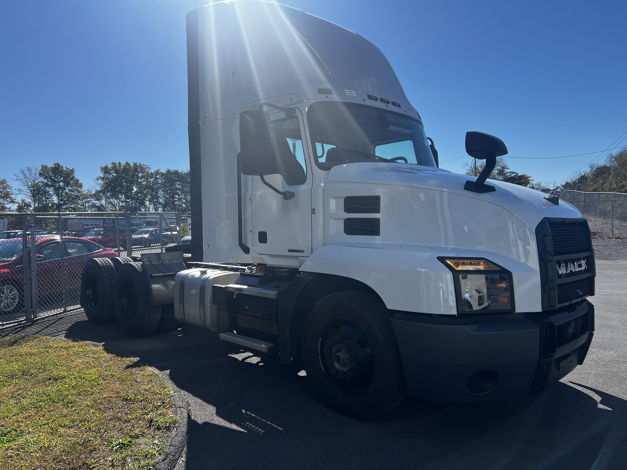 2023 MACK ANTHEM 2023 MACK ANTHEM - image 3 of 6