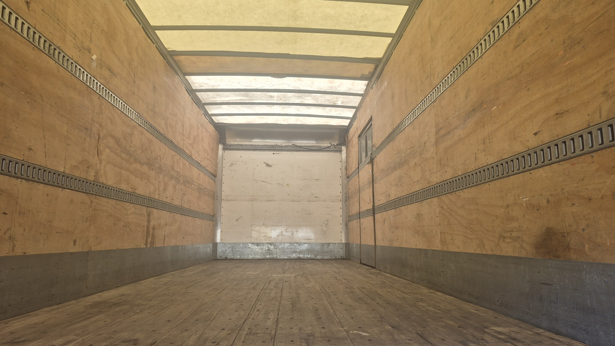 2019 ISUZU FTR 1122855-16 2019 ISUZU FTR 1122855-16